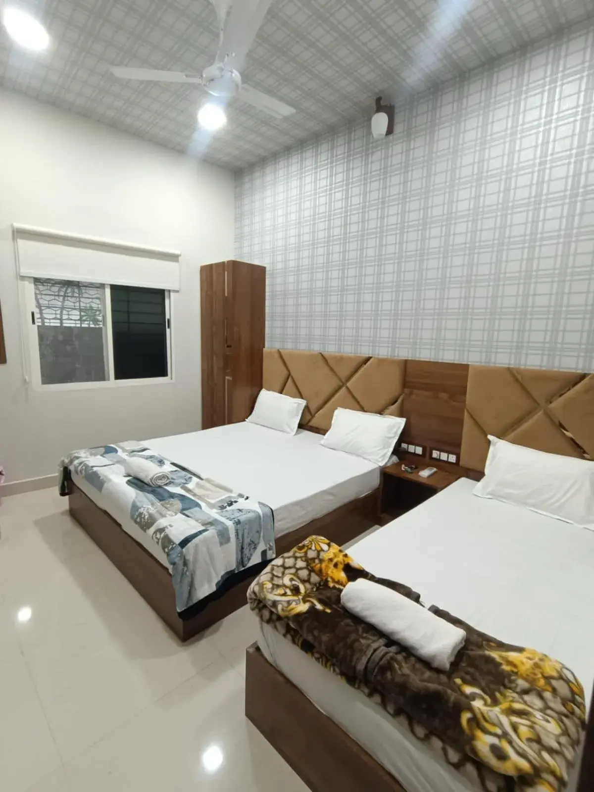 Triple Room in Kalptaru Home Stay Aff by MP TOURISM Triple Room in Kalptaru Home Stay Aff by MP TOURISM