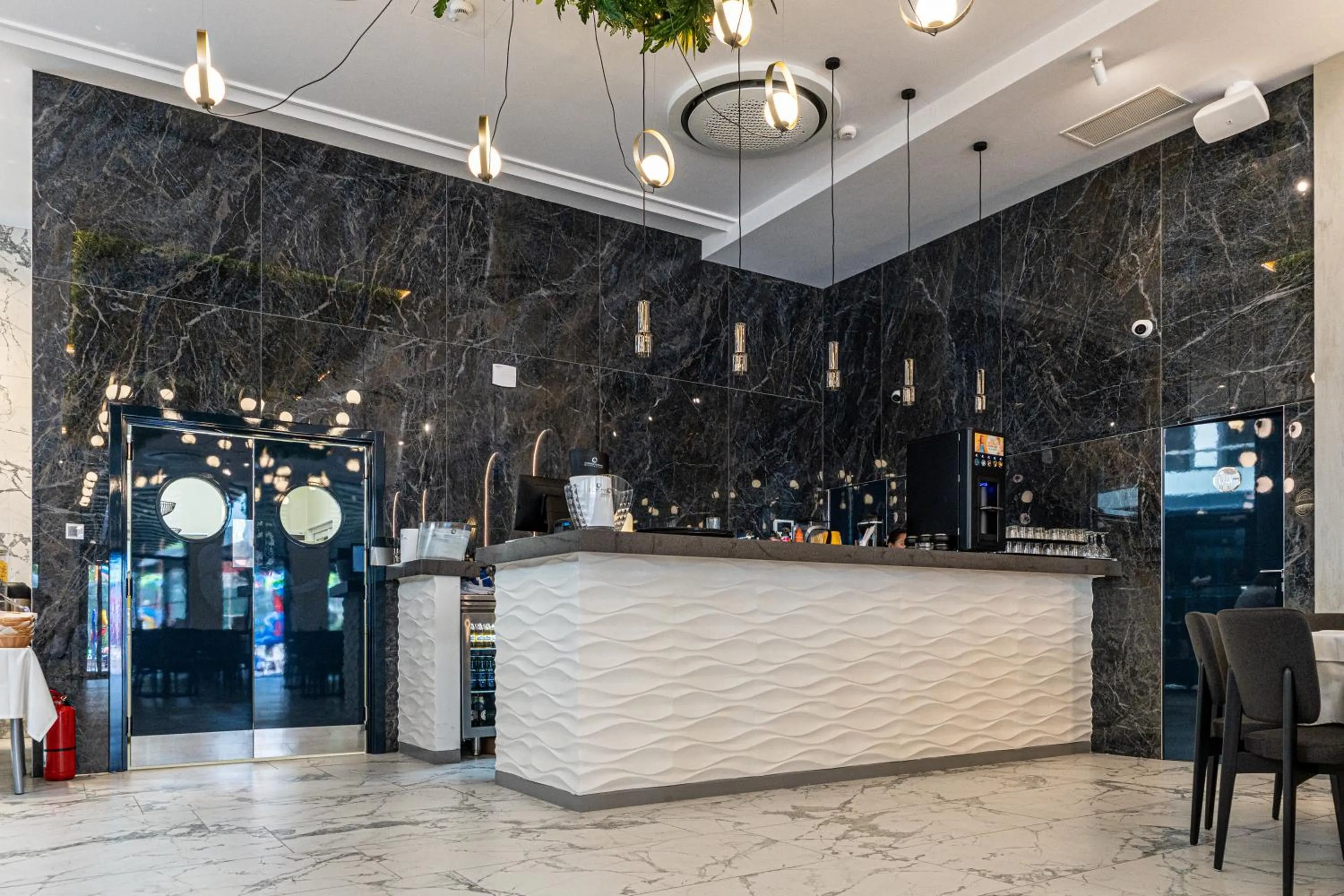 Restaurant/places to eat in HOTEL DUNĂREA