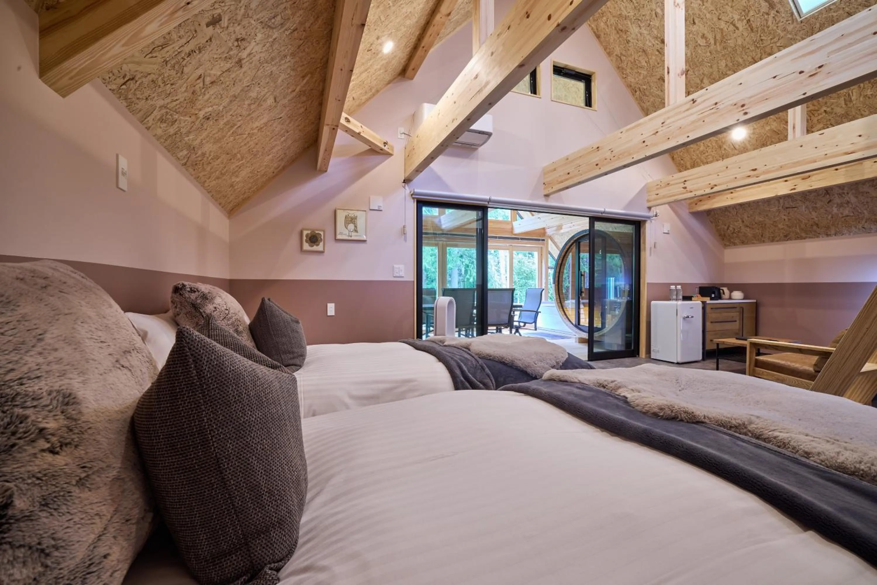Bed in enico MtFuji Resort&Glamping