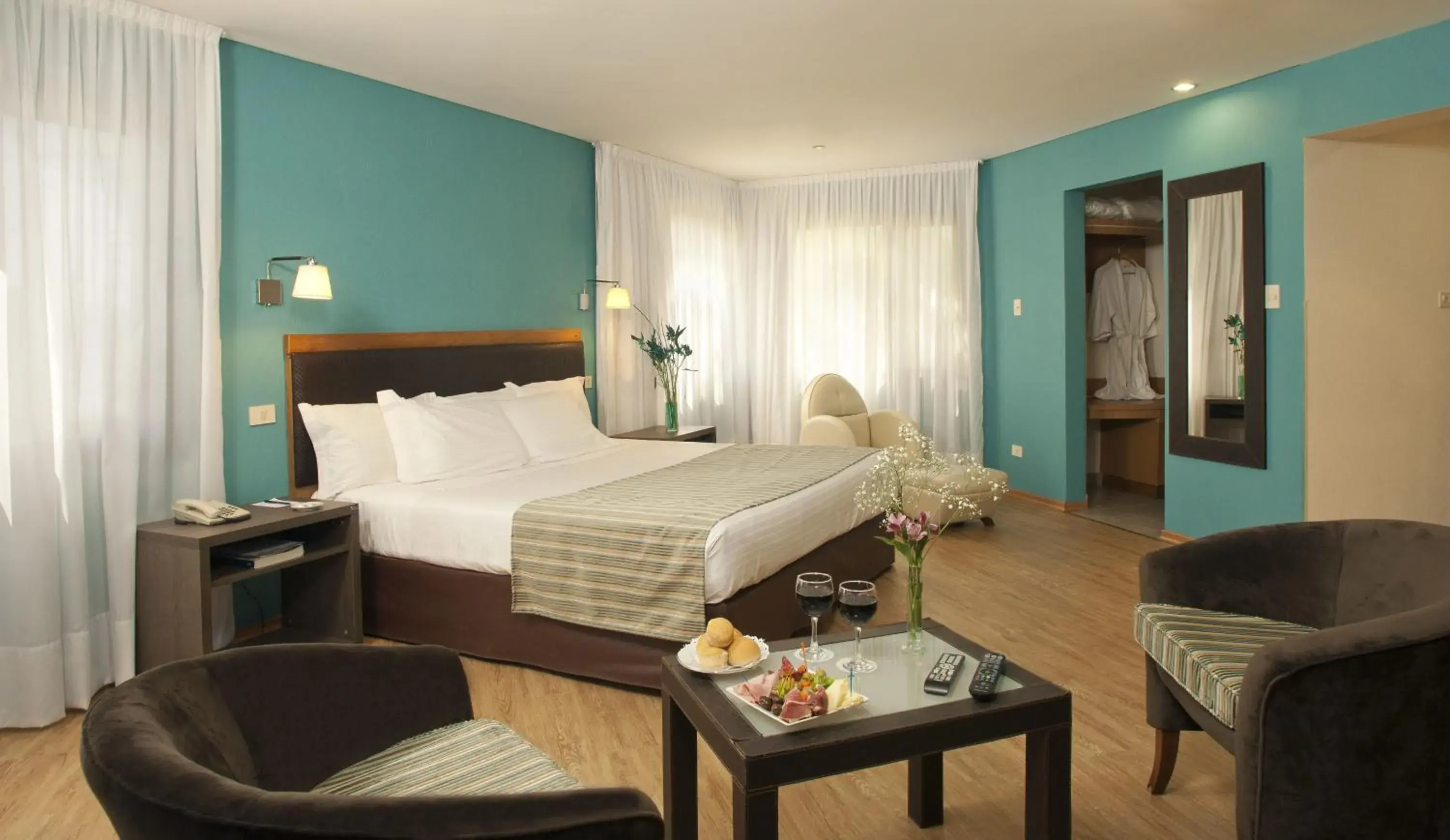 Day, Bed in Land Express Neuquén Day, Bed in Land Express Neuquén