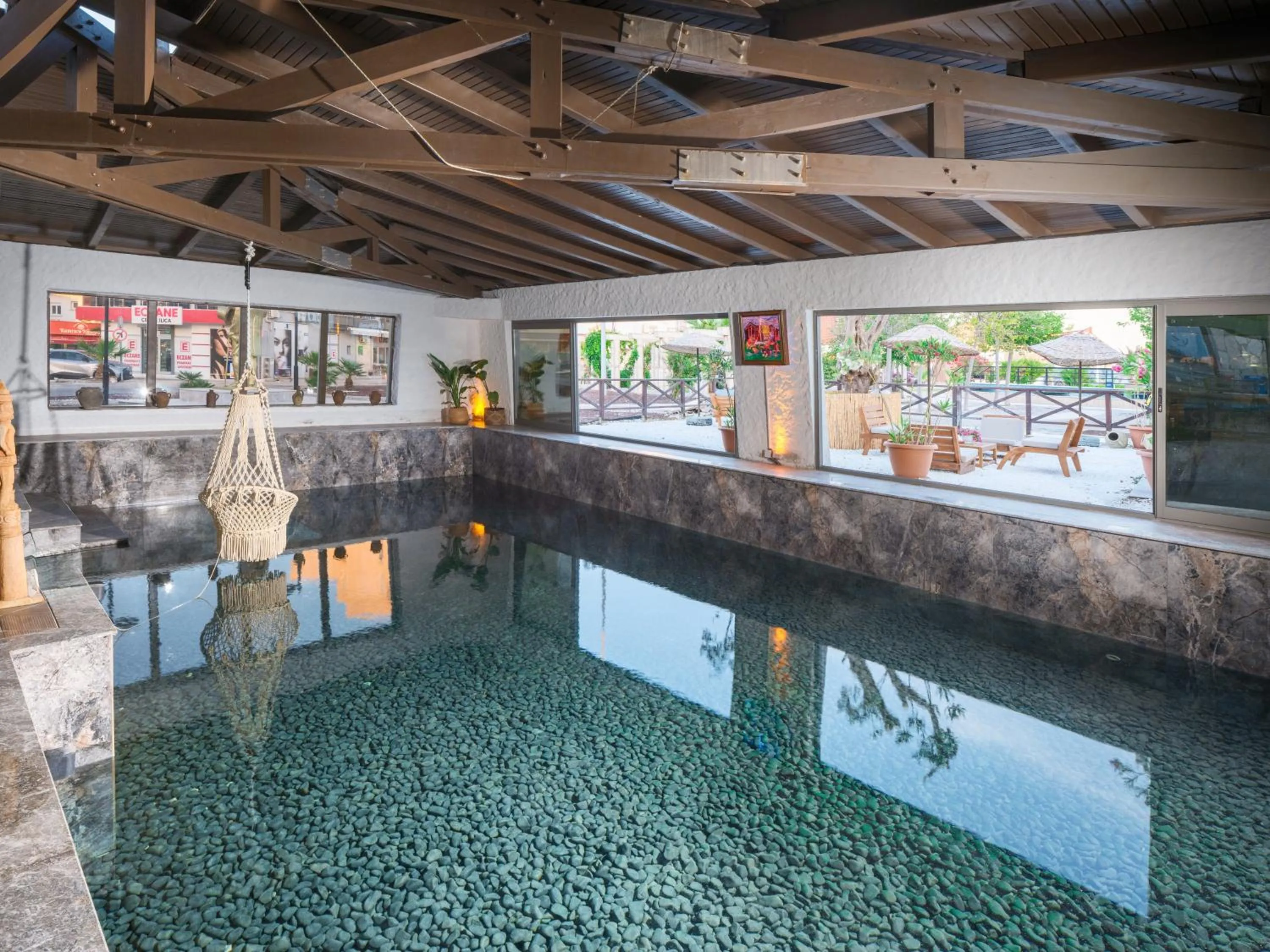 Swimming pool in Cumbalıca Garden Hotel