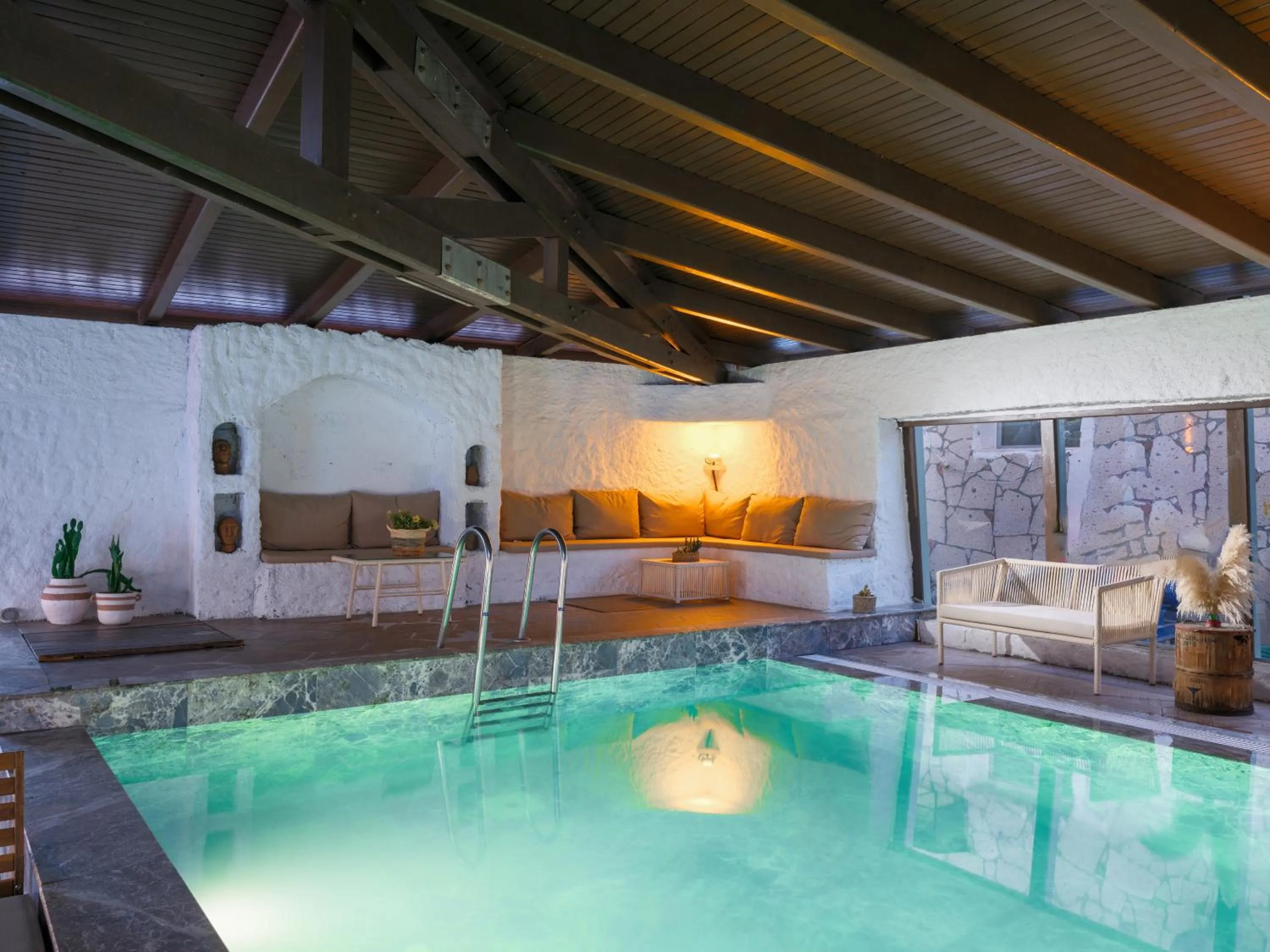 Swimming pool in Cumbalıca Garden Hotel