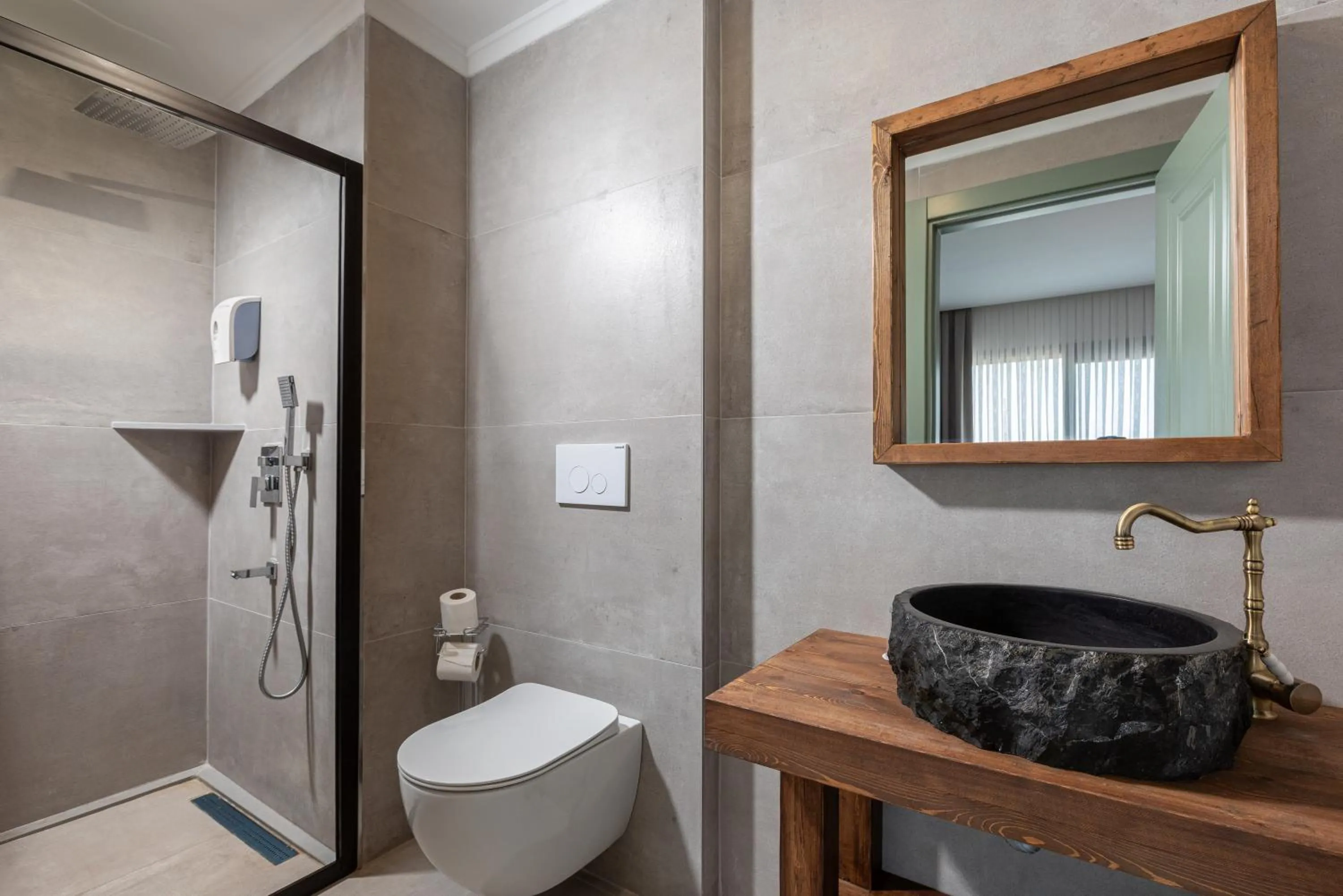 Bathroom in Cumbalıca Garden Hotel