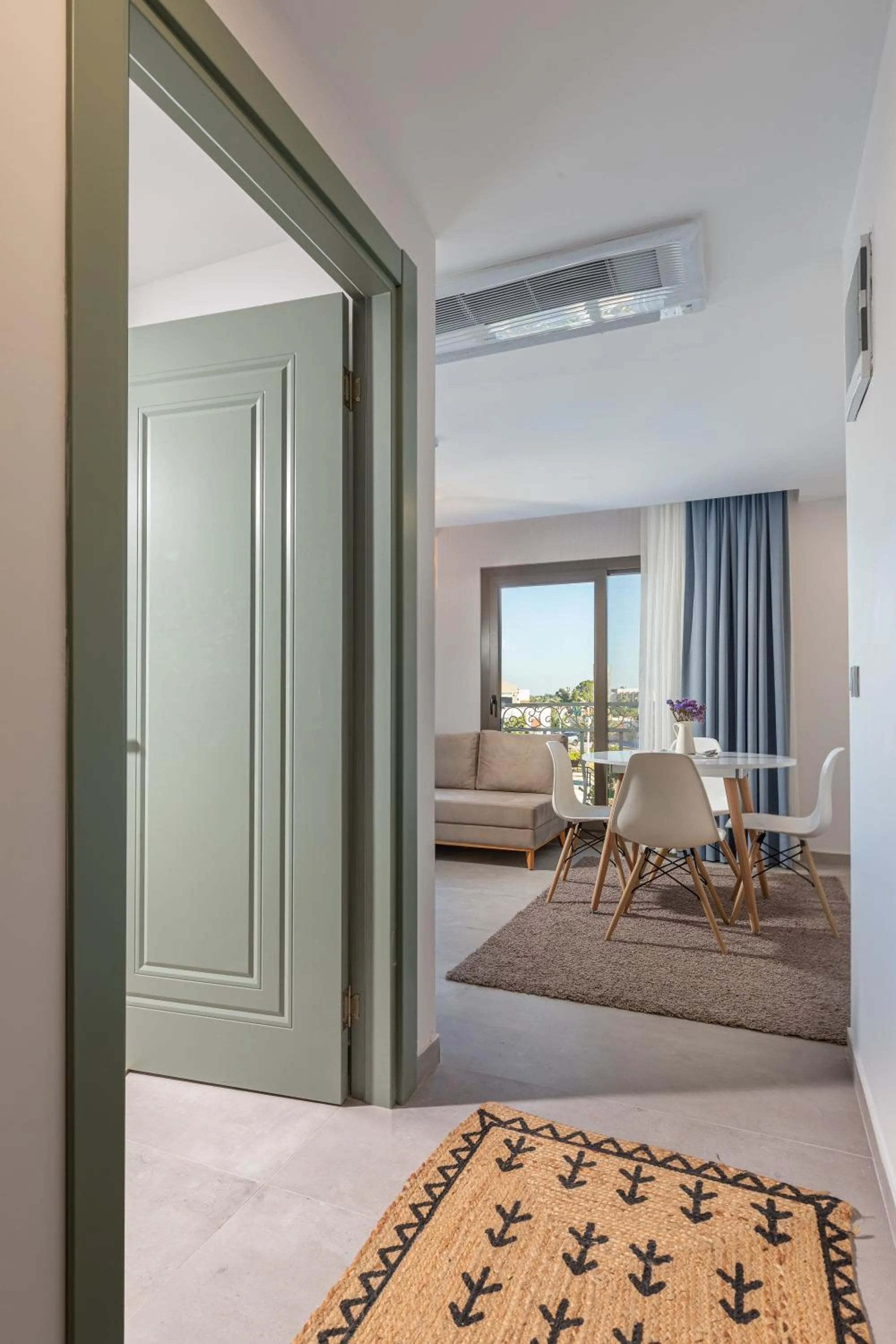 Photo of the whole room, Bed in Cumbalıca Garden Hotel