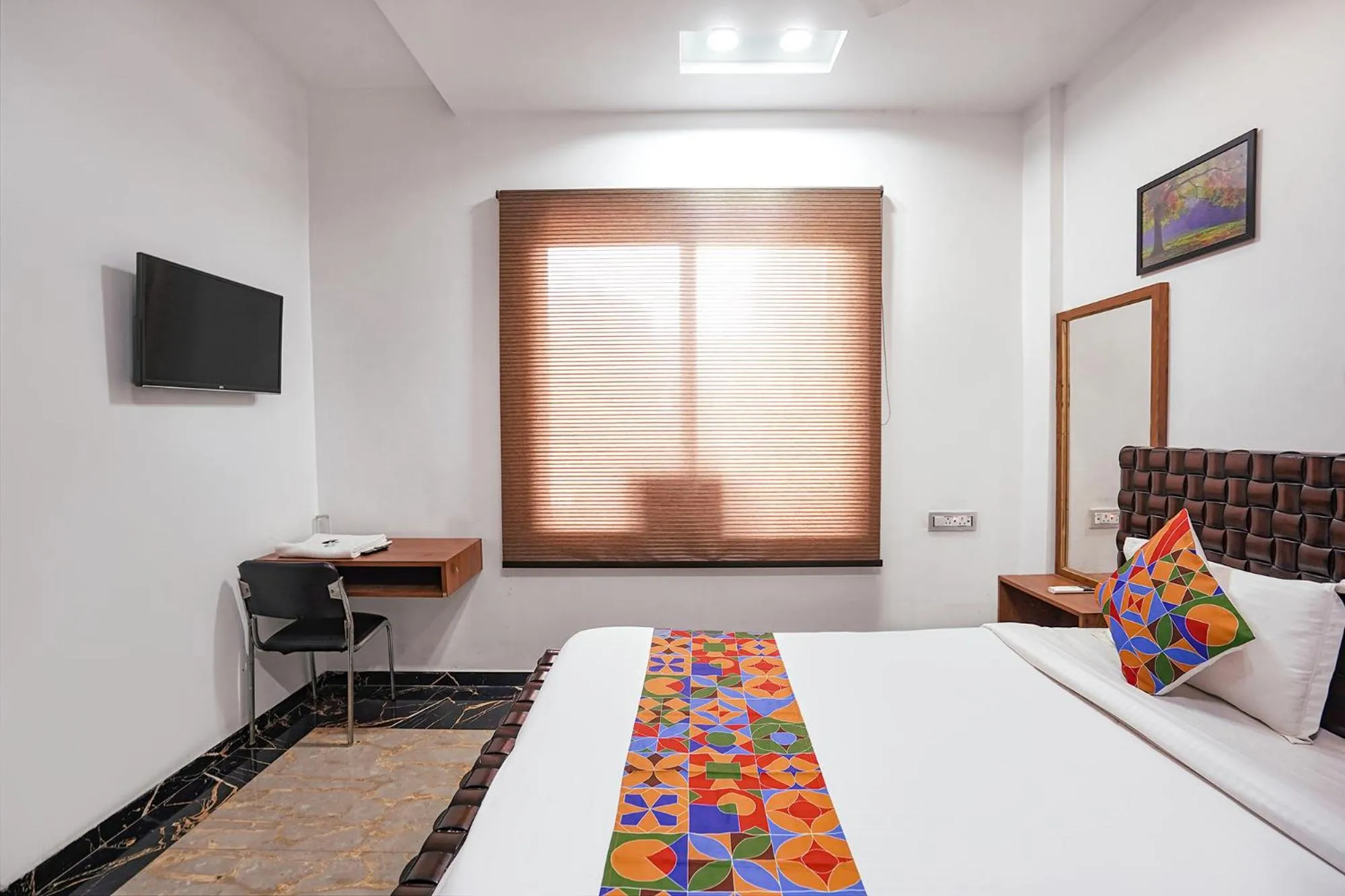 Bed in FabHotel Villa De Benares - Tulsi Manas Mandir