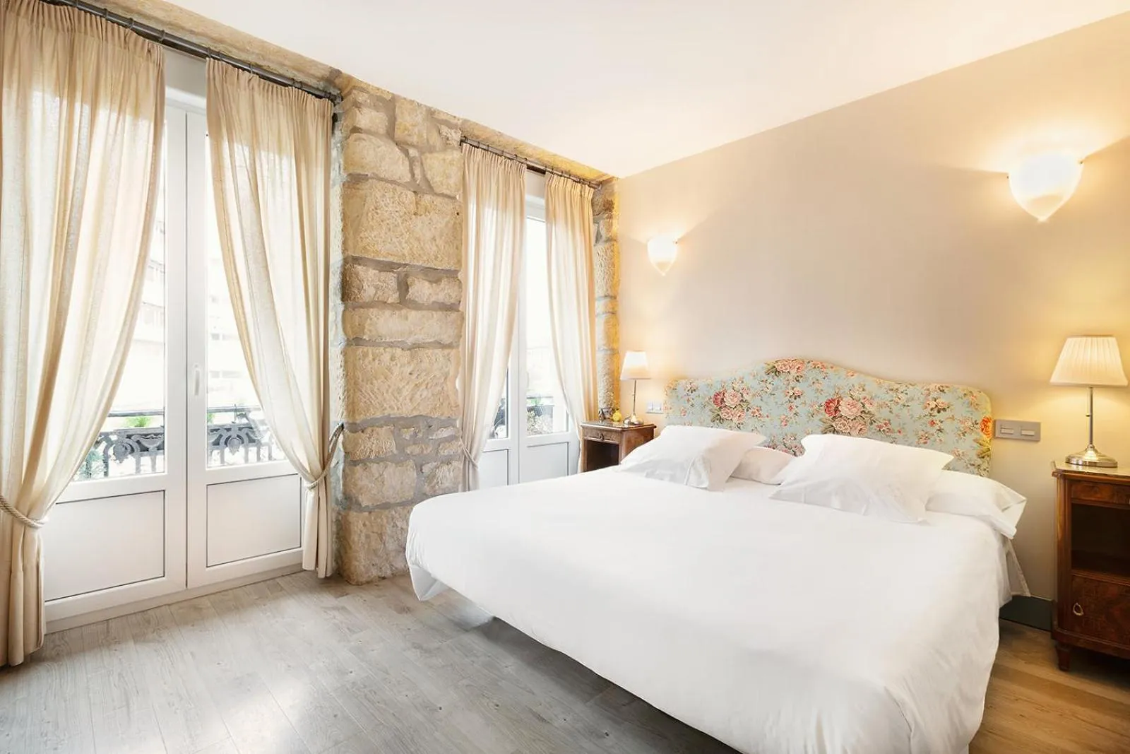 Superior Double or Twin Room in Hotel Okako San Sebastian