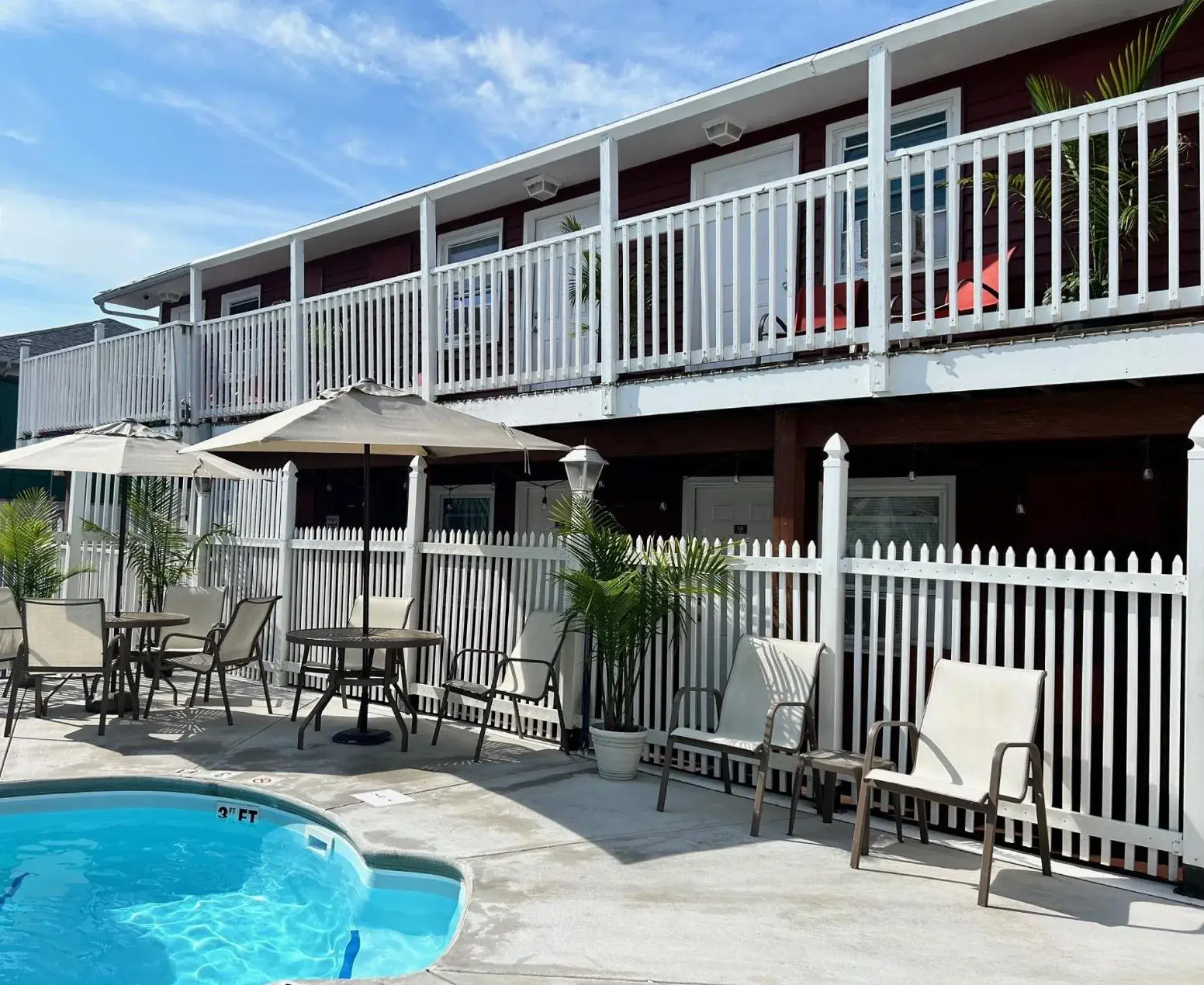 View (from property/room) in The Burgundy Inn Hotel and Apartments View (from property/room) in The Burgundy Inn Hotel and Apartments