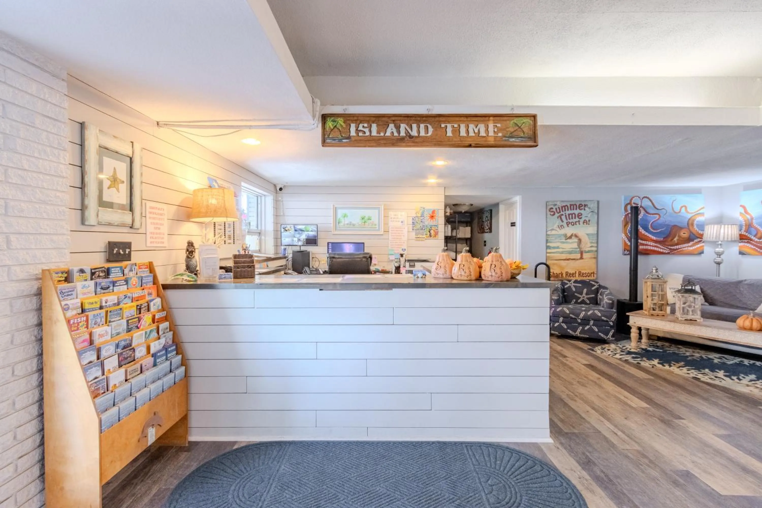 Shark Reef Resort Motel & Cottages