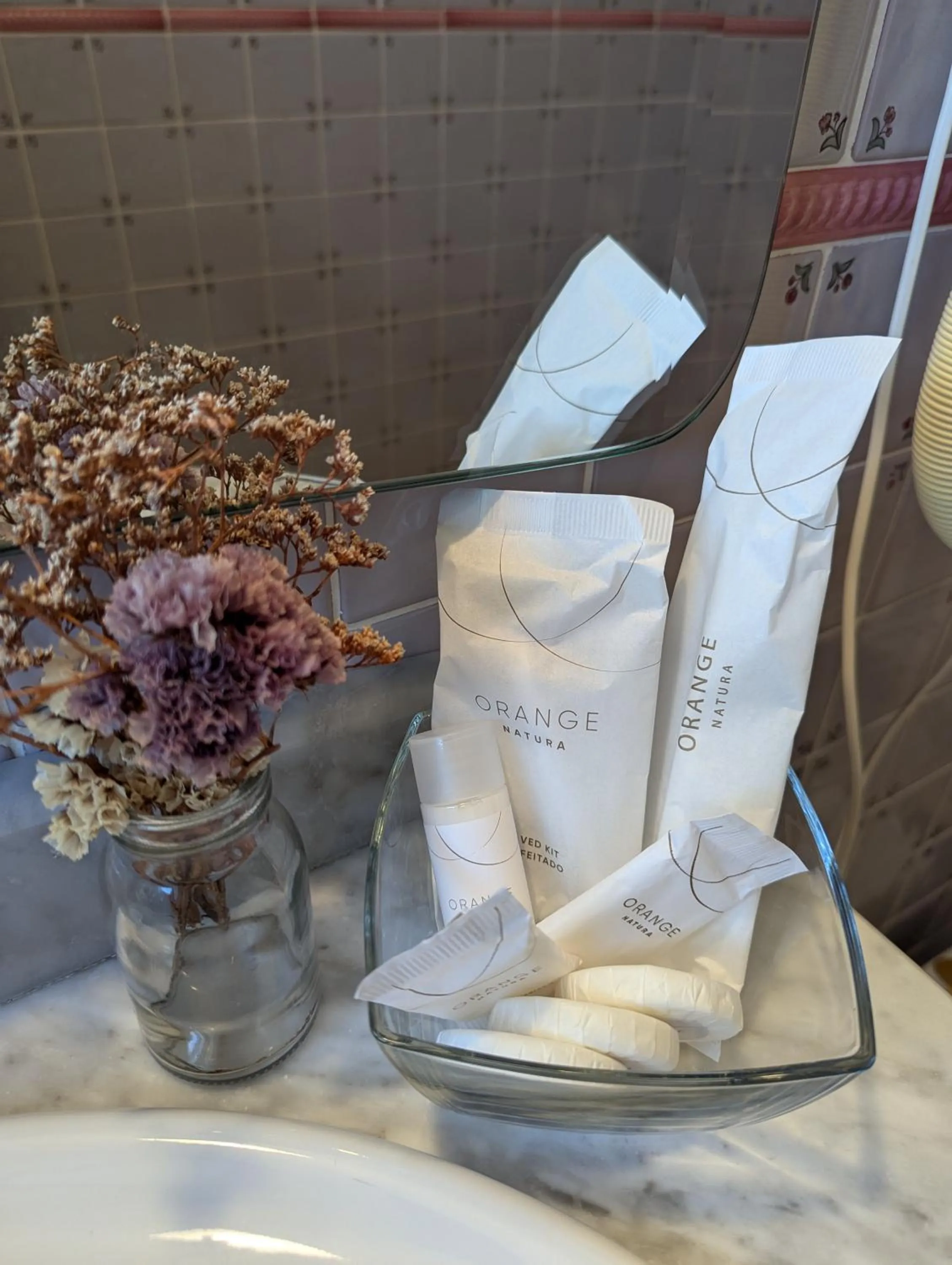 Bathroom in Hostal de la Plaça - Hotel Boutique