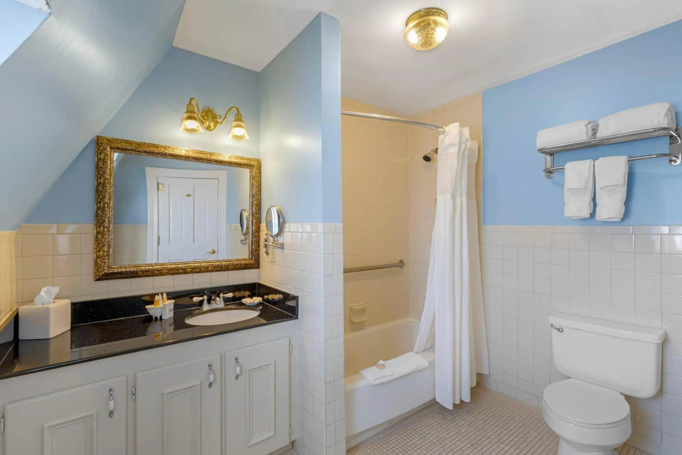 Bedroom in Windsor Hotel, an Ascend Collection Hotel Bedroom in Windsor Hotel, an Ascend Collection Hotel