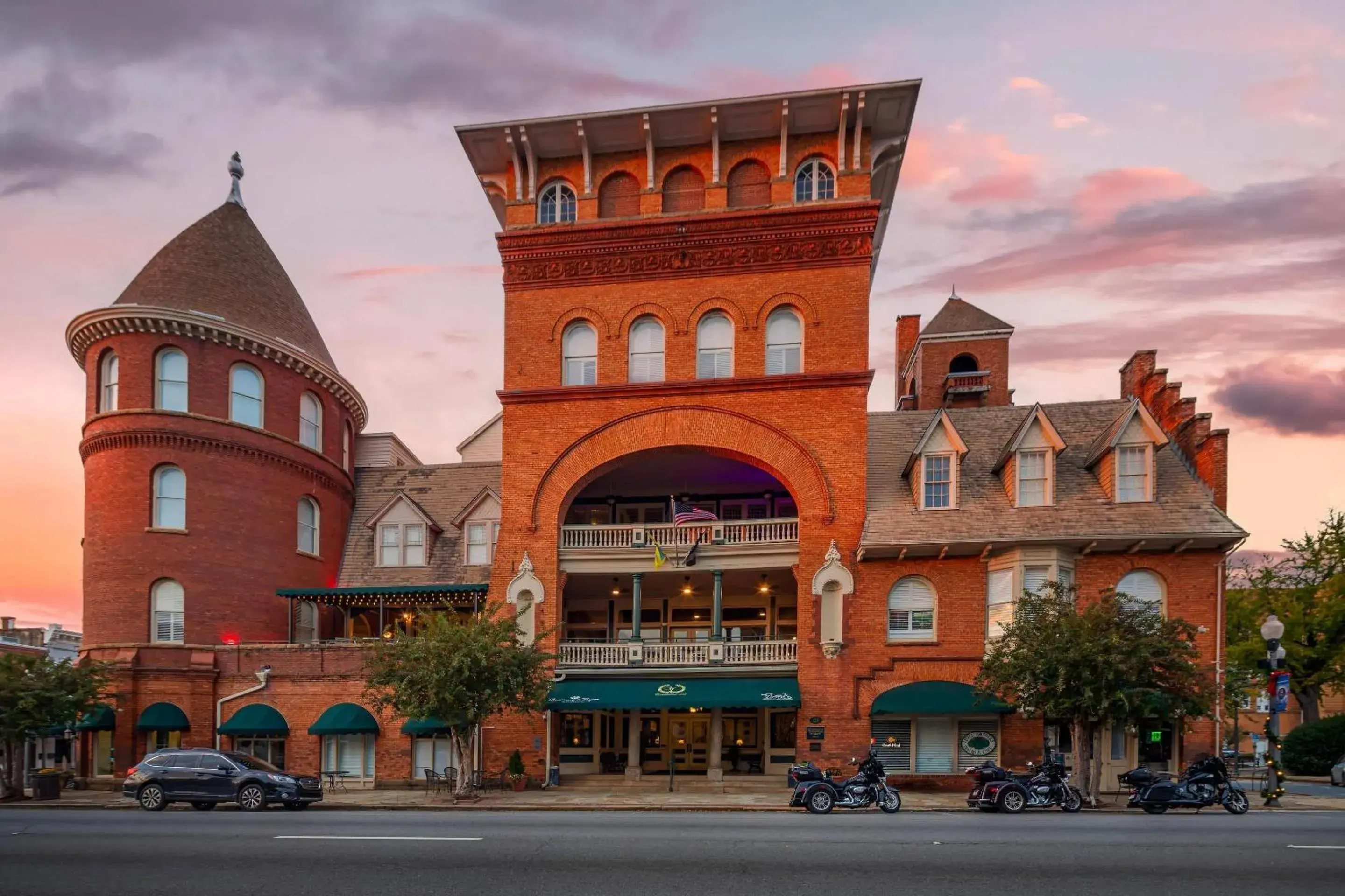 Property building in Windsor Hotel, an Ascend Collection Hotel Property building in Windsor Hotel, an Ascend Collection Hotel
