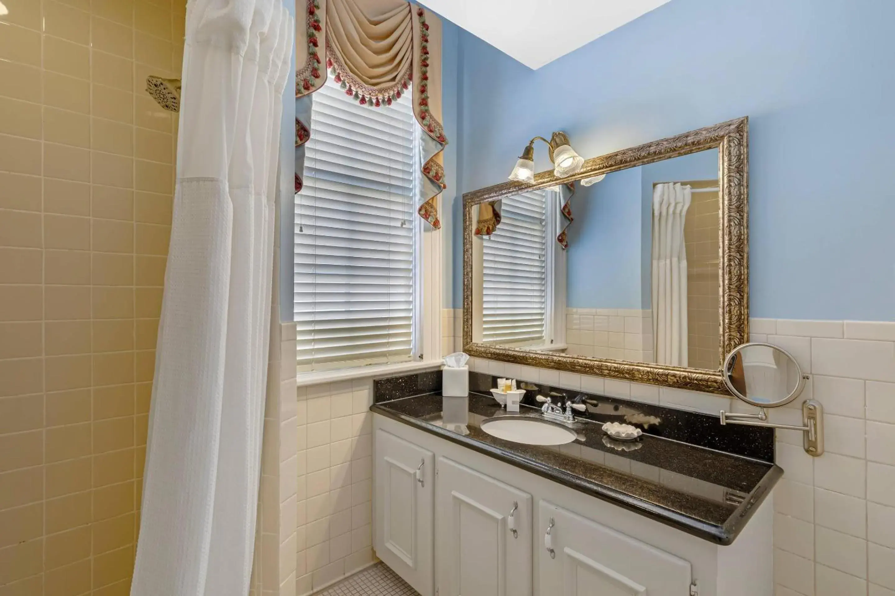 Bedroom in Windsor Hotel, an Ascend Collection Hotel Bedroom in Windsor Hotel, an Ascend Collection Hotel