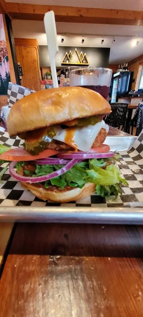 Restaurant/places to eat in Harrison Spa Motel