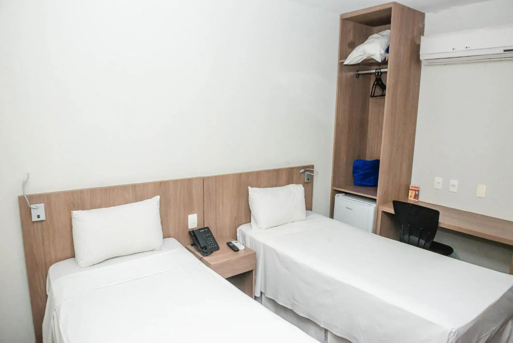 Bed in Stop Inn Cristiano Machado Bed in Stop Inn Cristiano Machado