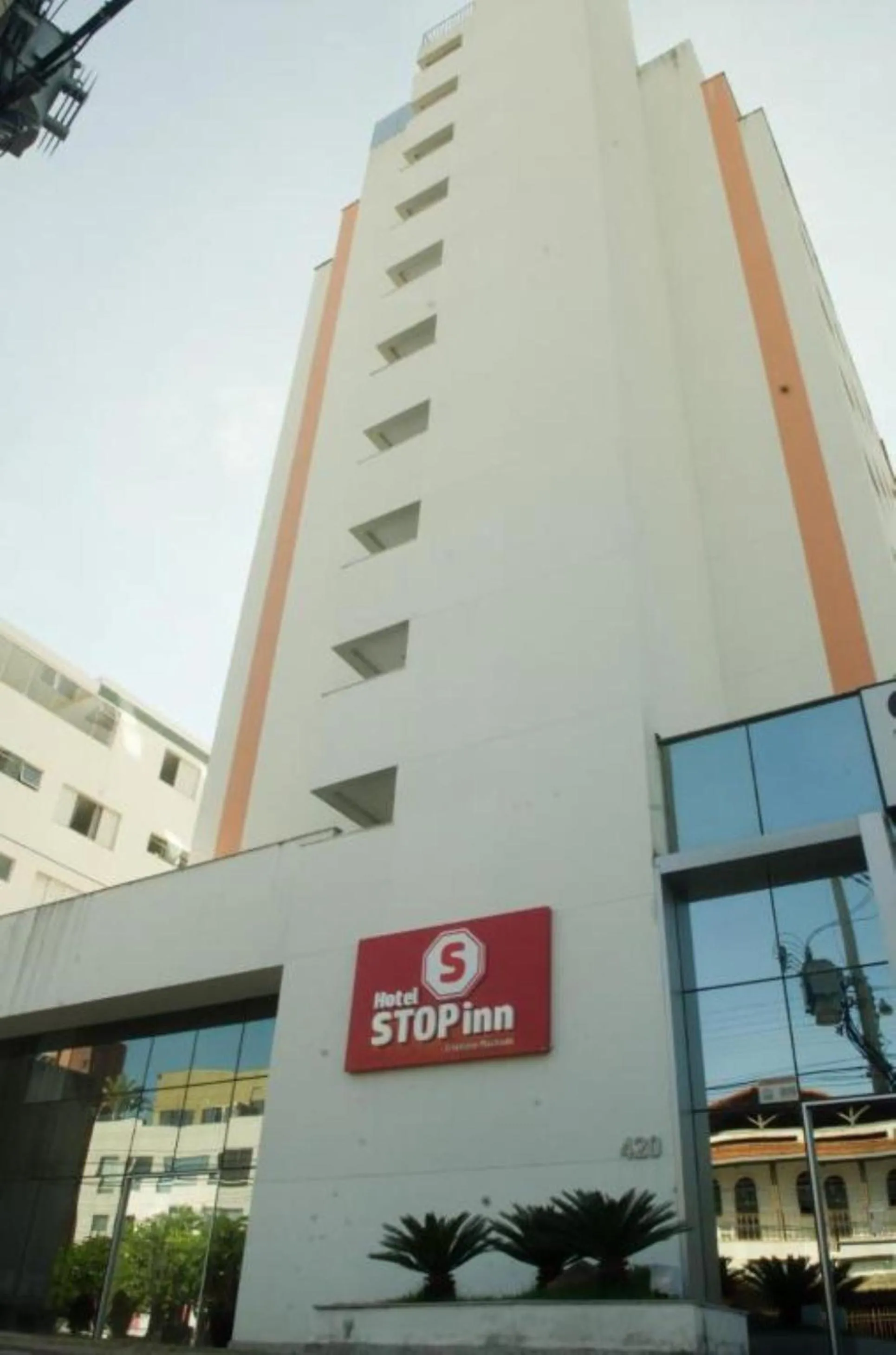 Property building in Stop Inn Cristiano Machado