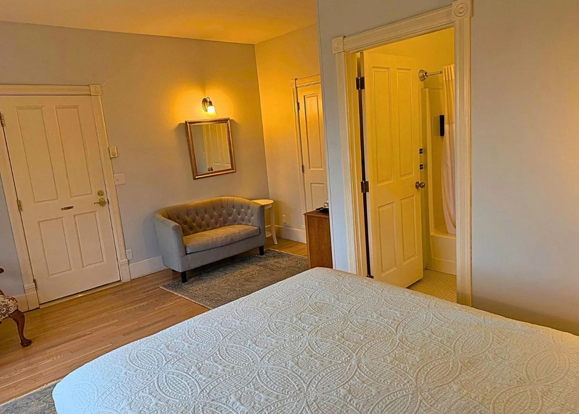 Bed in The Edenwild Boutique Inn