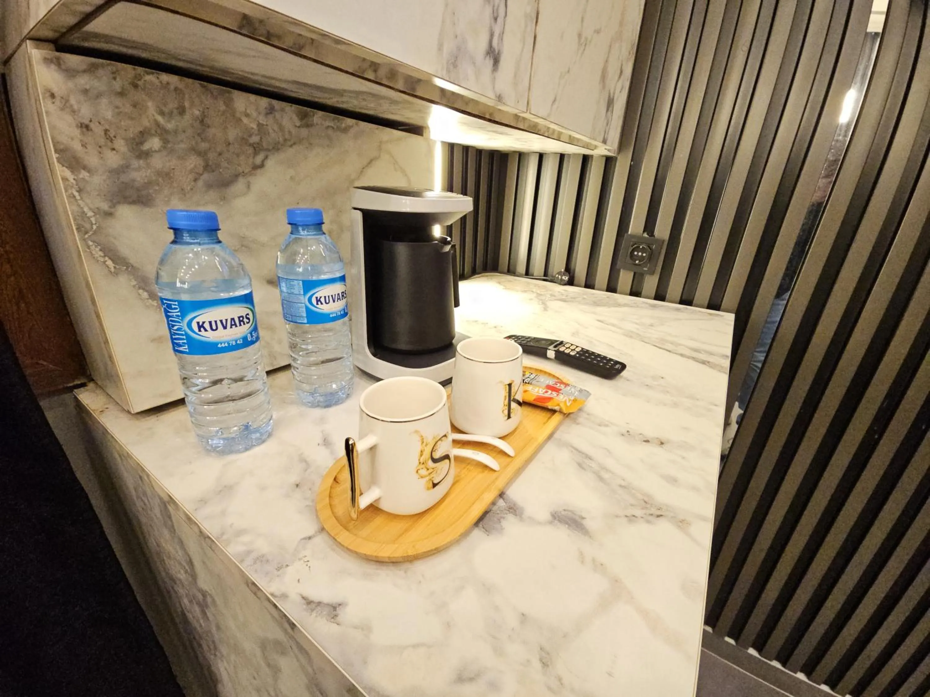 Coffee/tea facilities in Sahrakent Otel Pendik