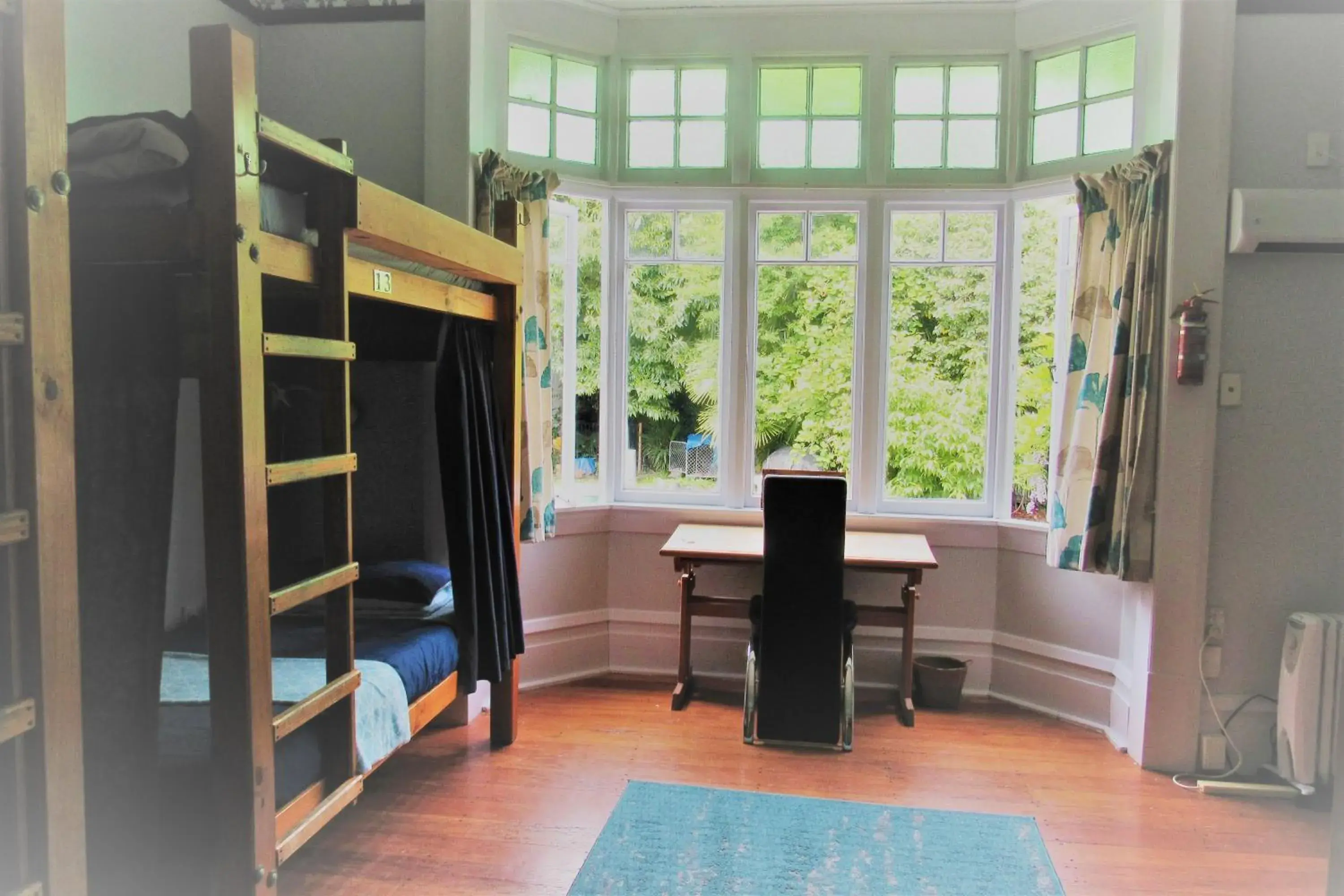 Single Bed in Dormitory Room in White Elephant Accomodation Single Bed in Dormitory Room in White Elephant Accomodation