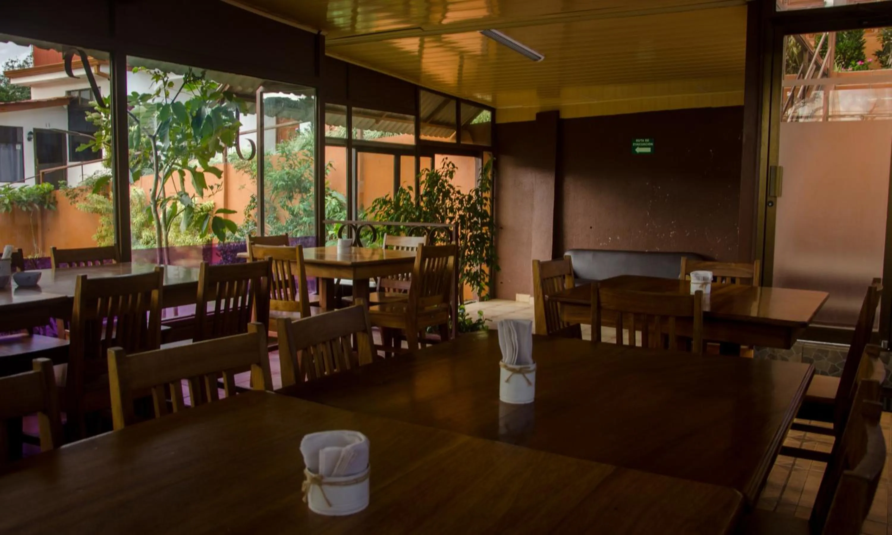 Restaurant/places to eat in Hotel Cielo Azul Resort