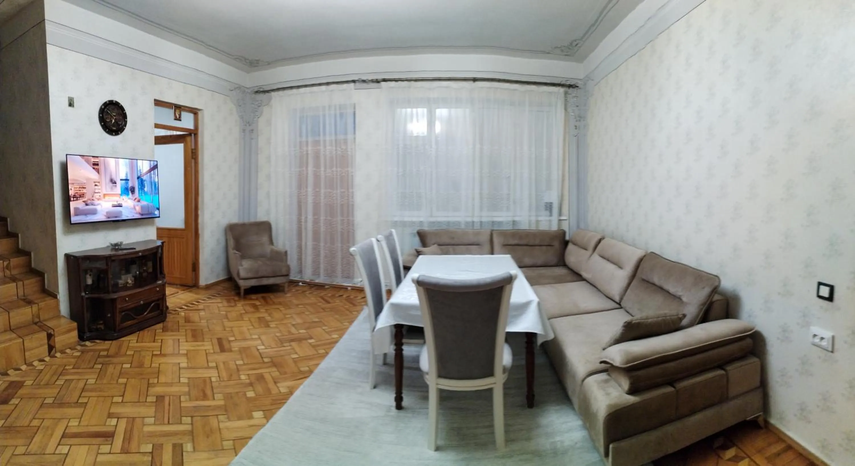 Villa Sandra and Pool near Airport