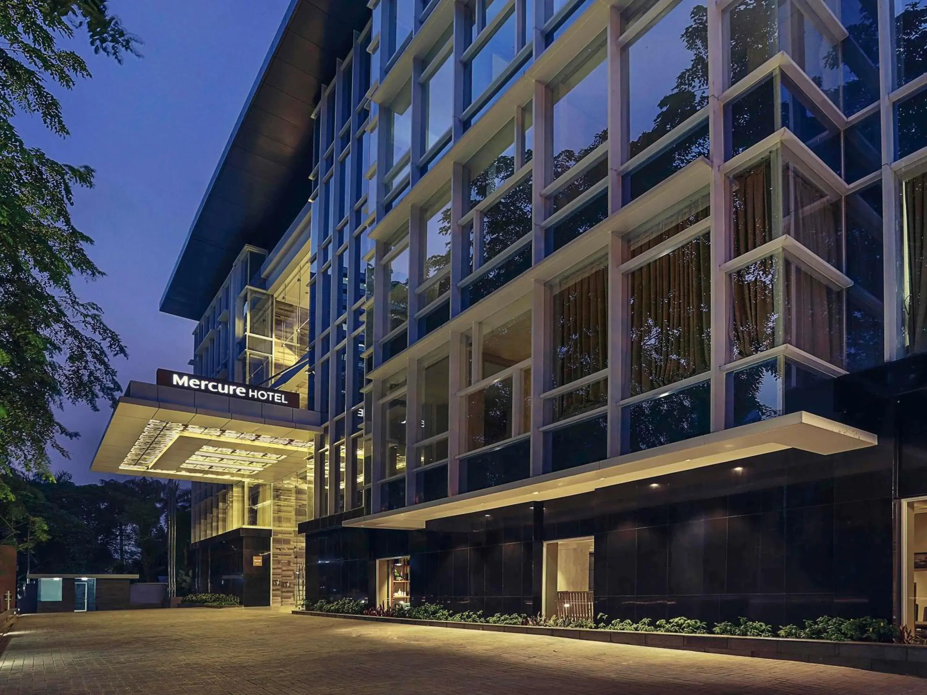 Property building in Mercure Jakarta Sabang Property building in Mercure Jakarta Sabang