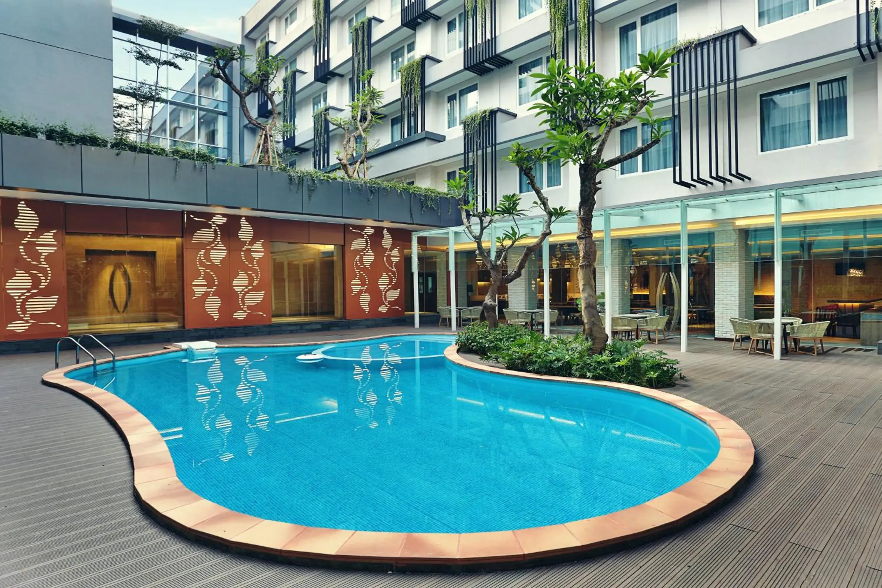 Swimming pool in Mercure Jakarta Sabang Swimming pool in Mercure Jakarta Sabang