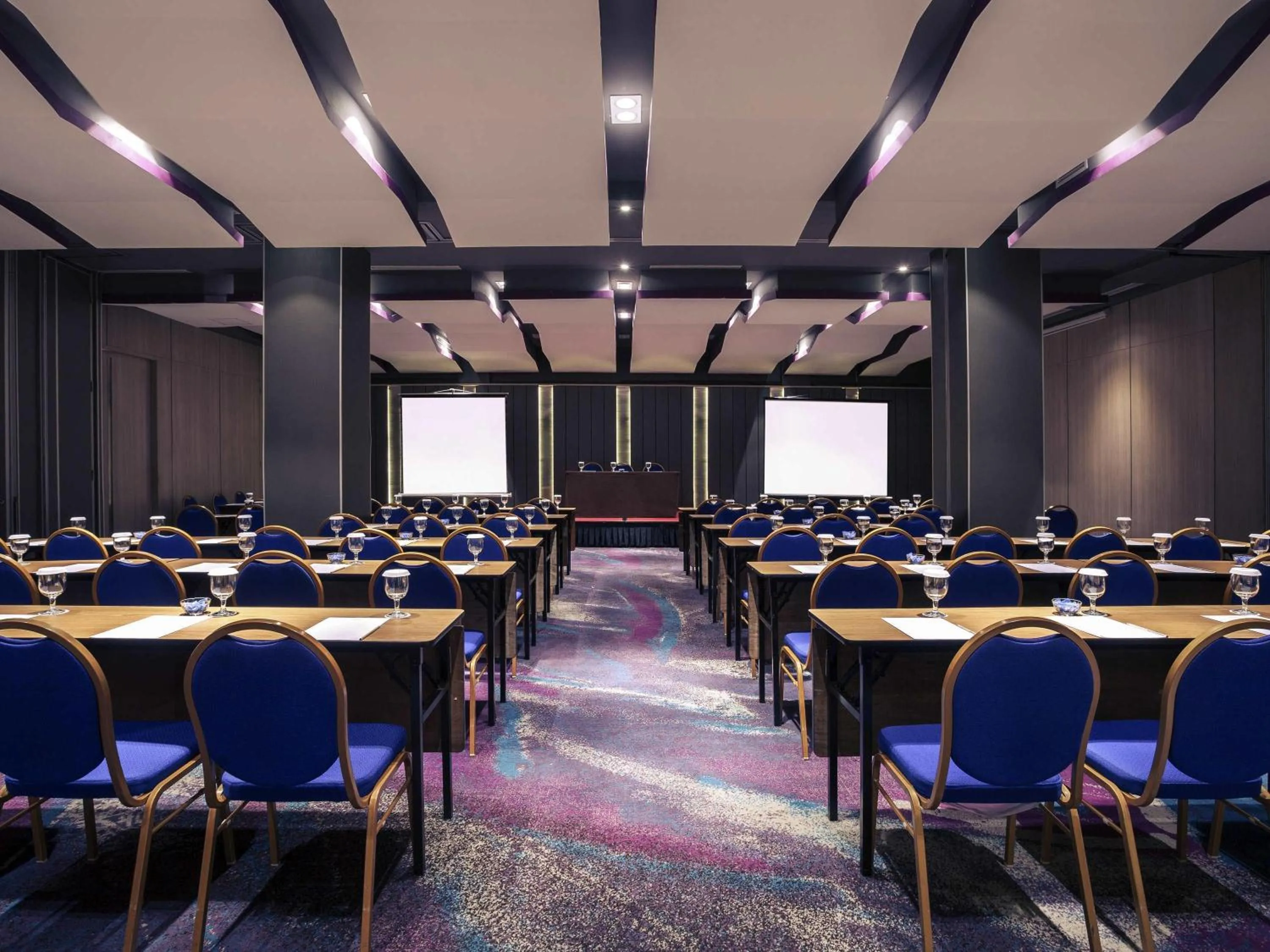 Meeting/conference room in Mercure Jakarta Sabang