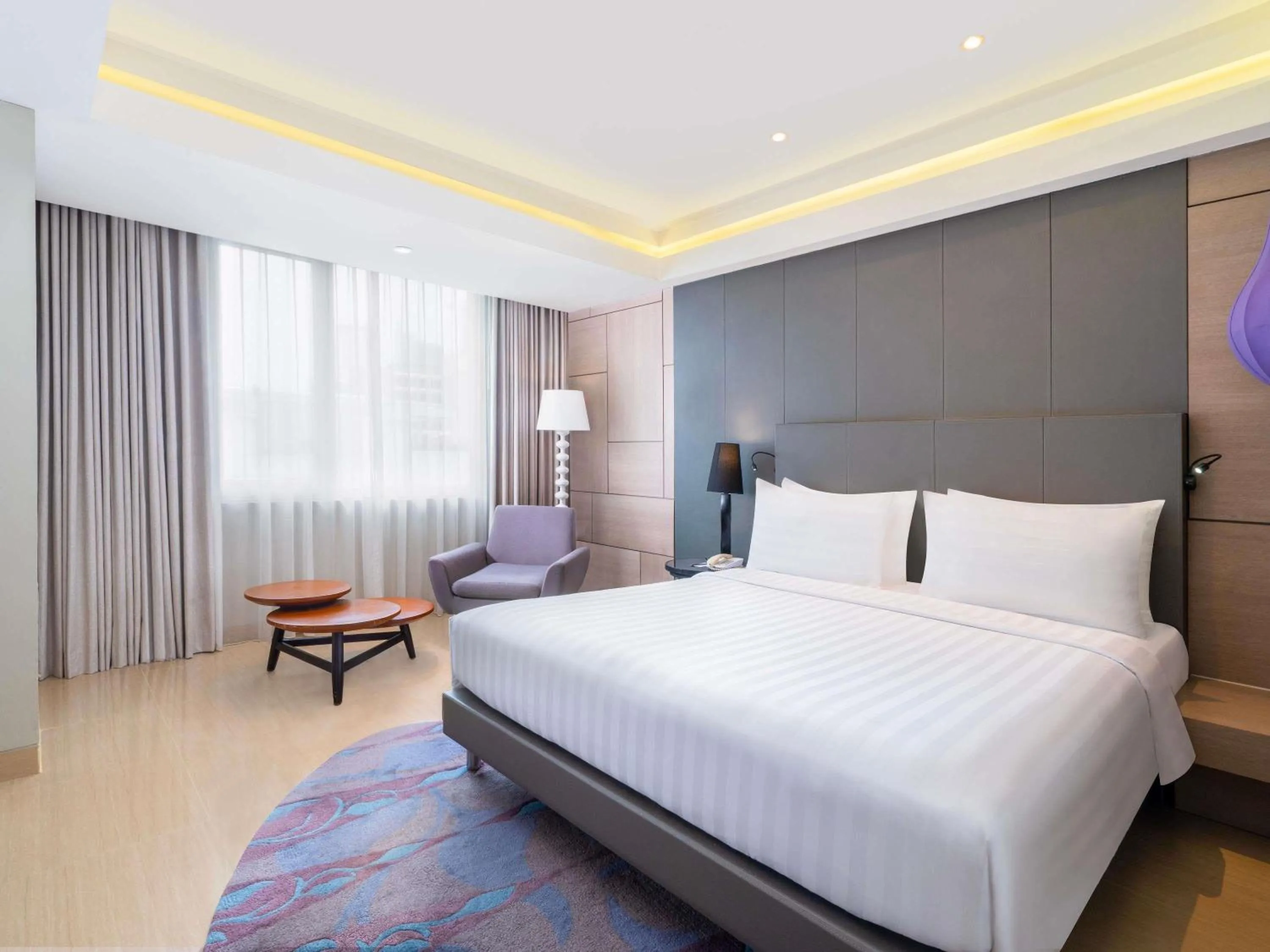 Bedroom, Bed in Mercure Jakarta Sabang