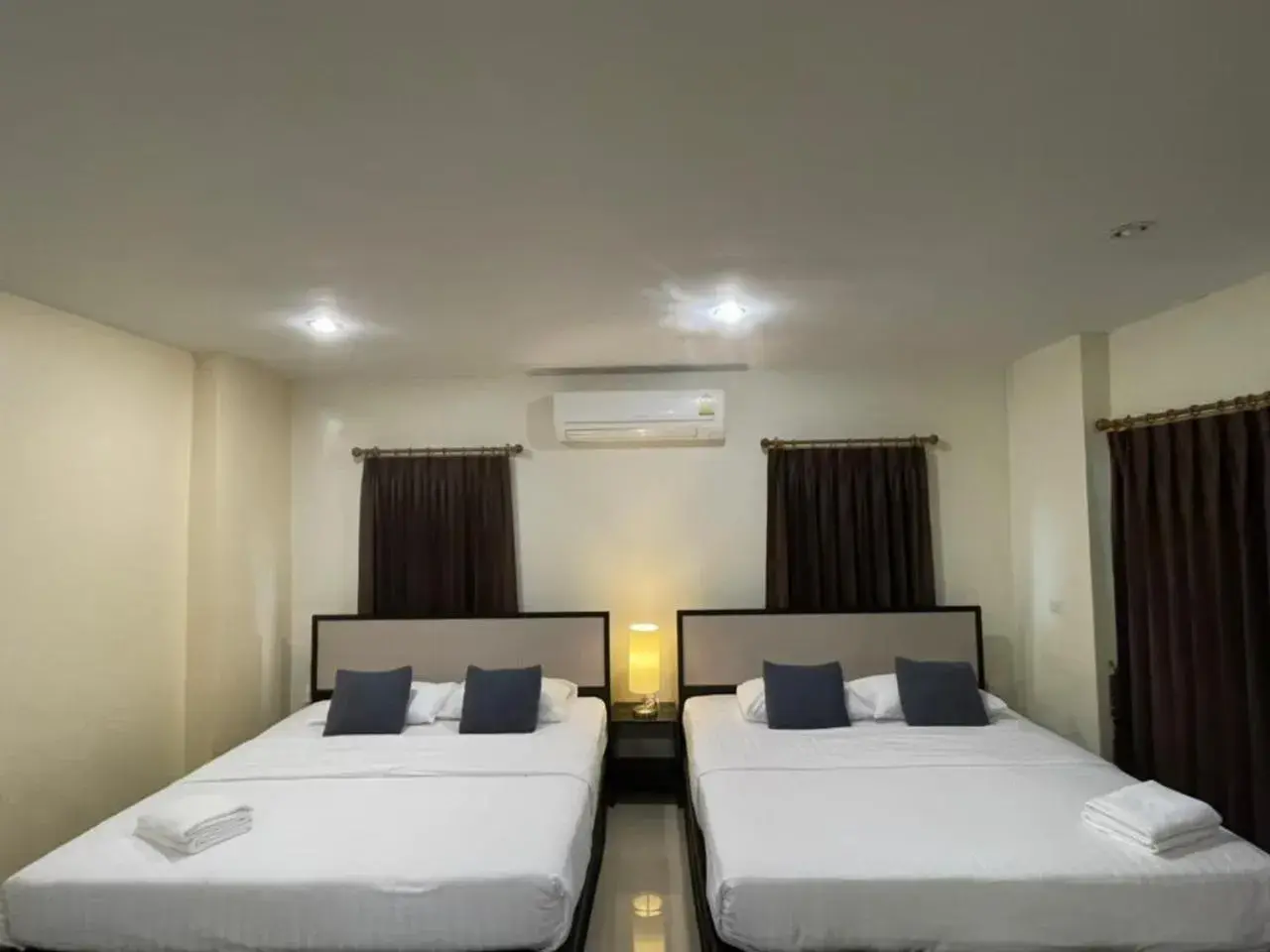 Bed in Pak Ping Rim Khong Bed in Pak Ping Rim Khong