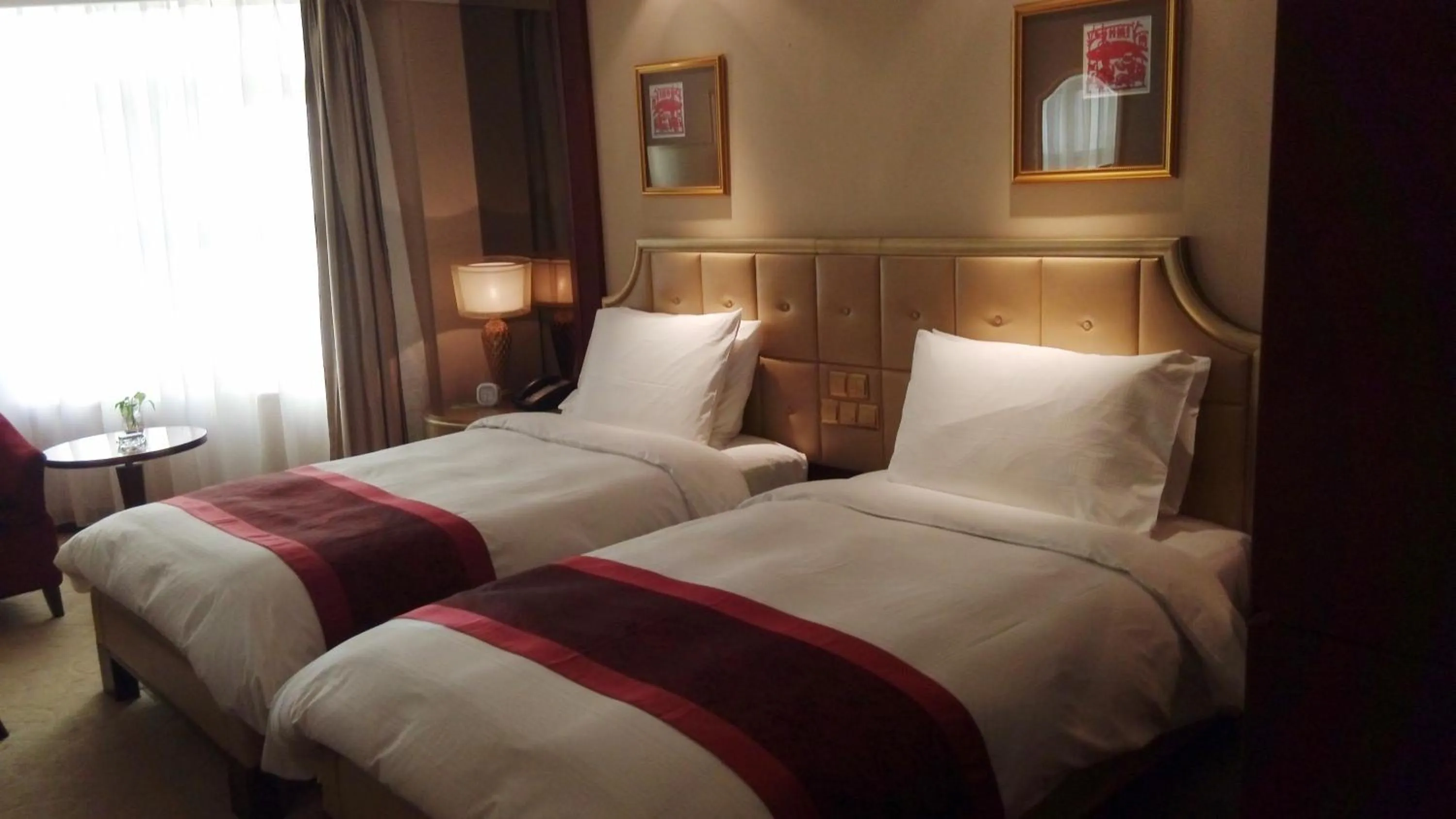 bunk bed, Bed in Dynasty International Hotel Dalian