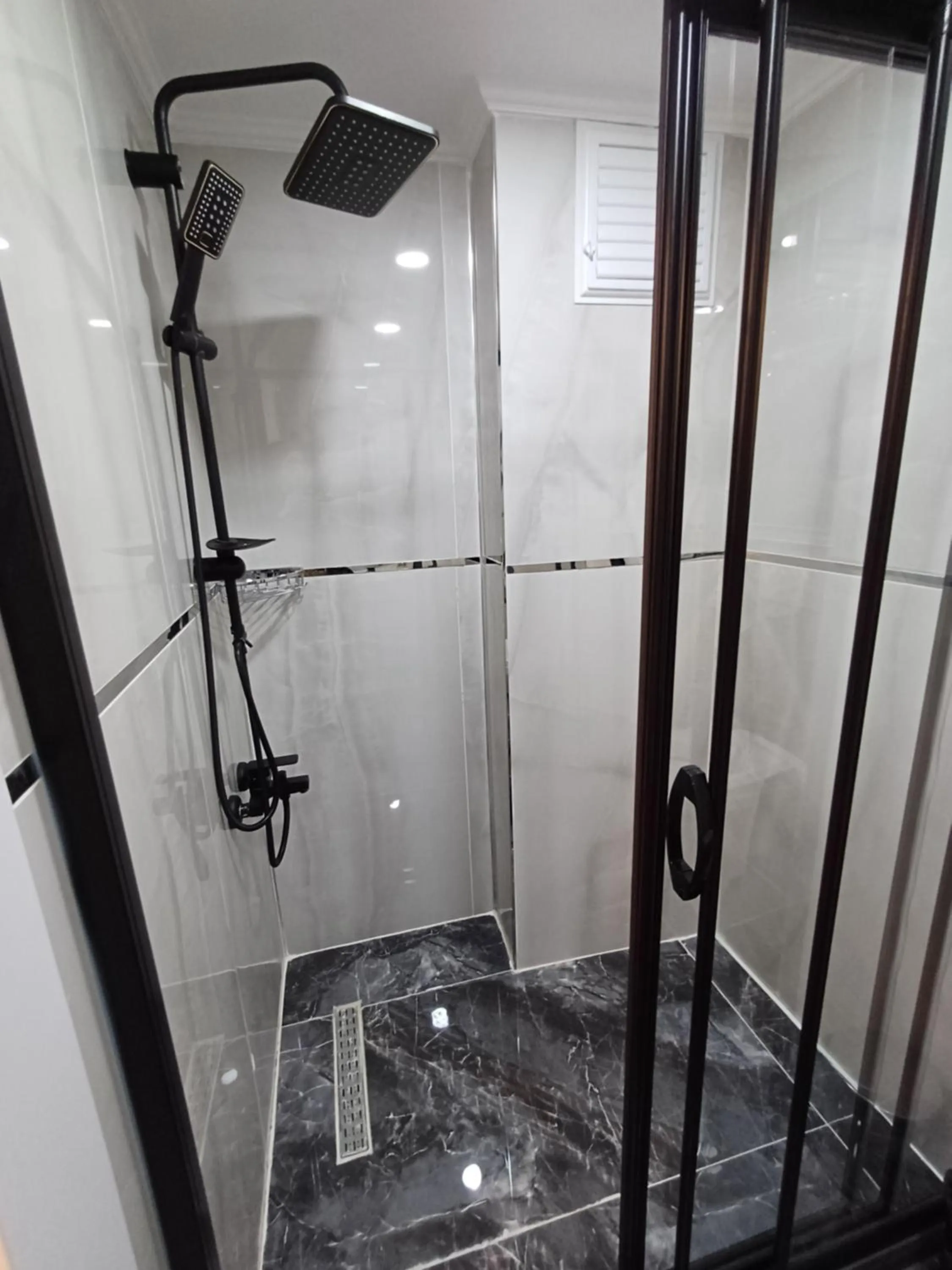 Bathroom in White Palace Haliç