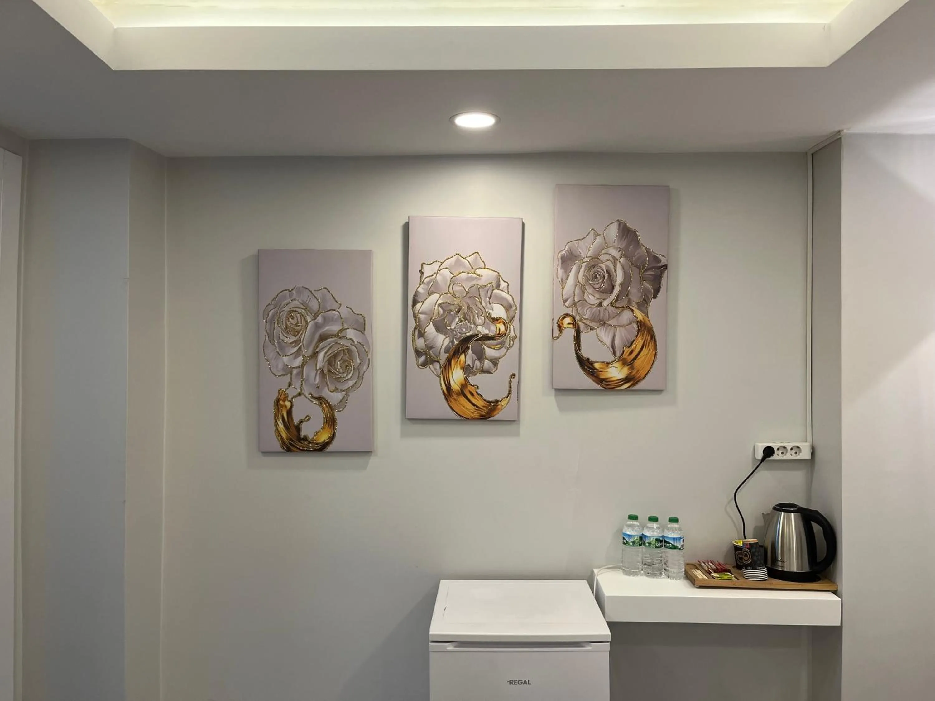 Kitchen or kitchenette in White Palace Haliç