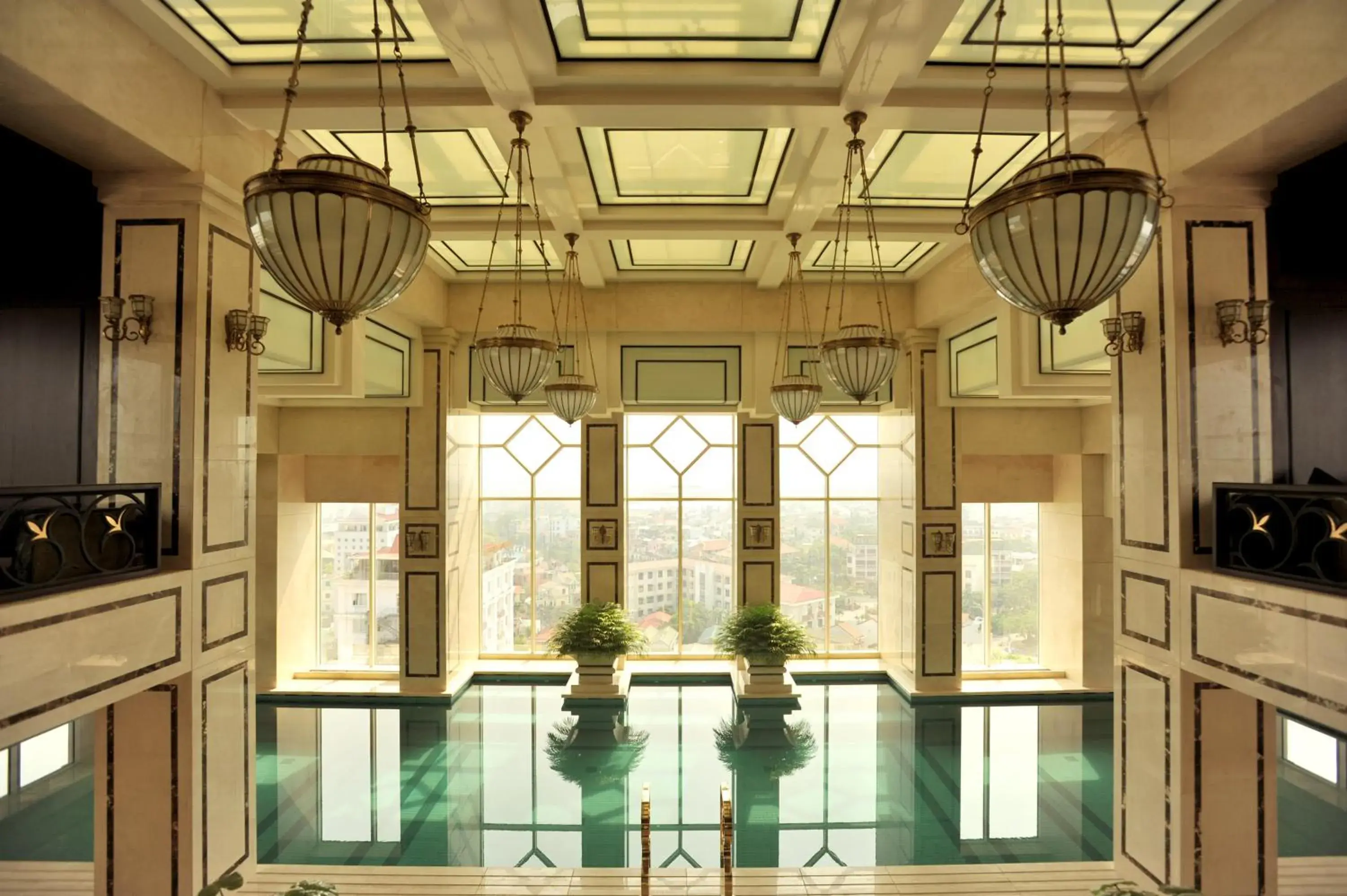 Swimming pool in Eldora Hotel Swimming pool in Eldora Hotel