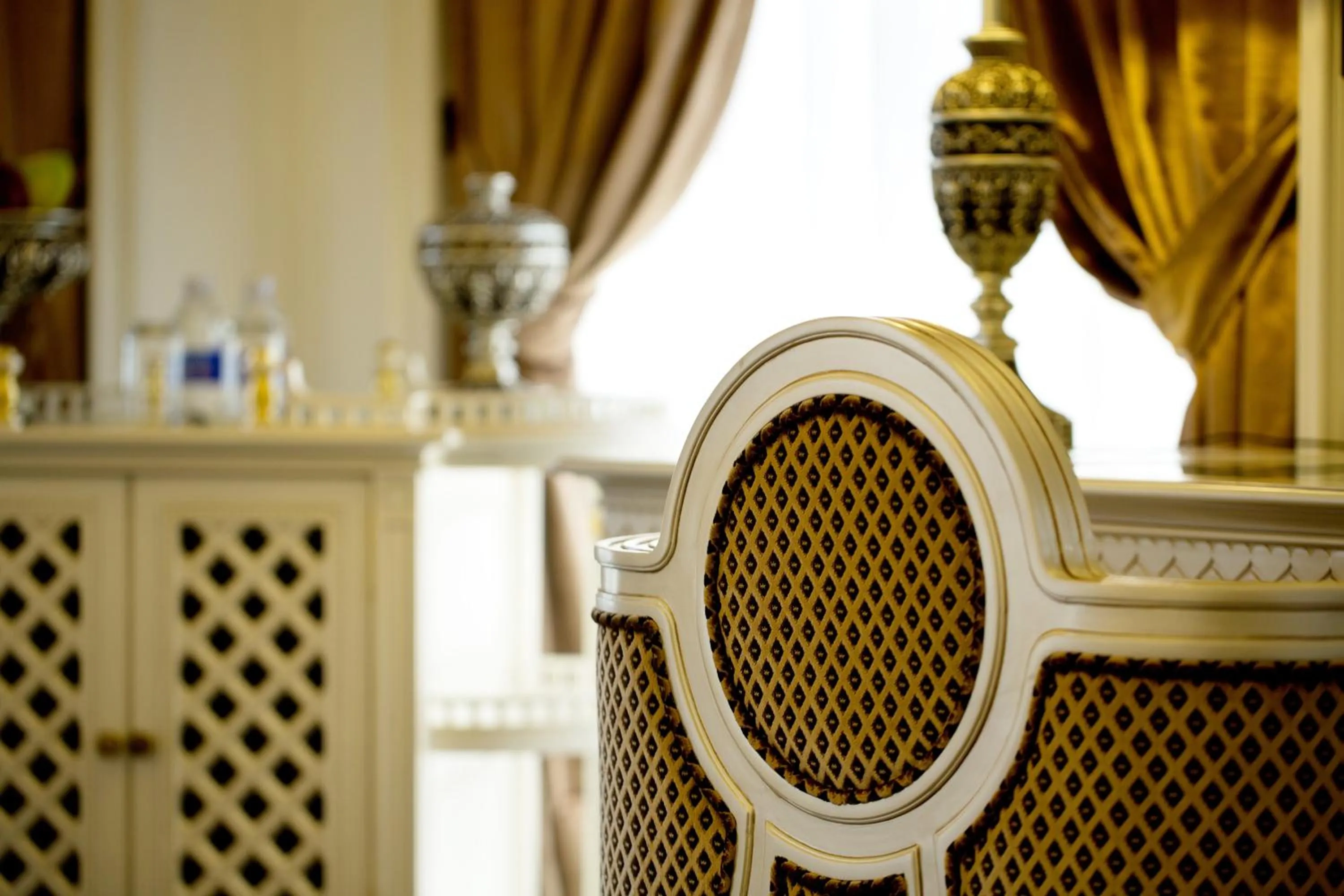 Area and facilities in Eldora Hotel