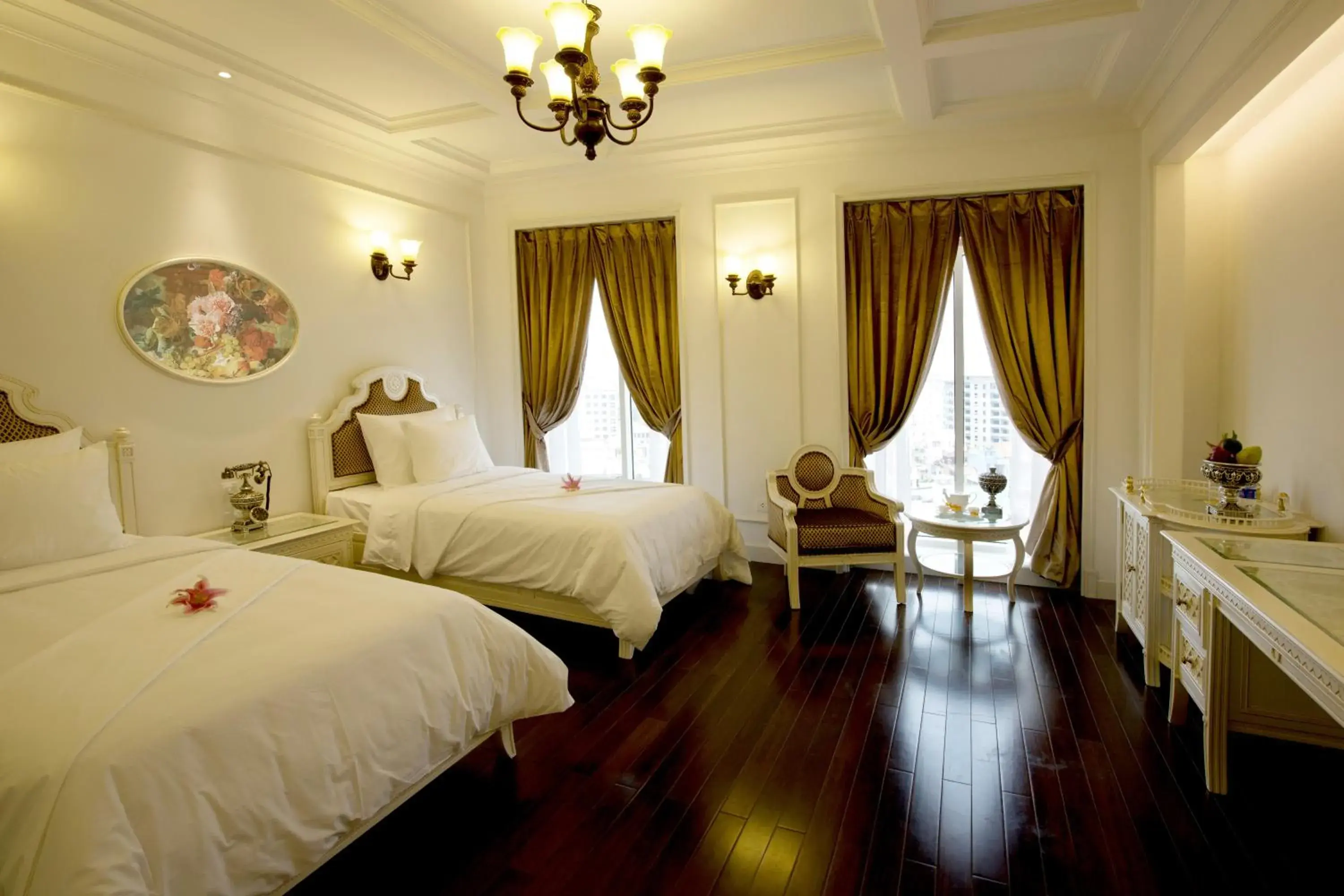 Bed in Eldora Hotel Bed in Eldora Hotel