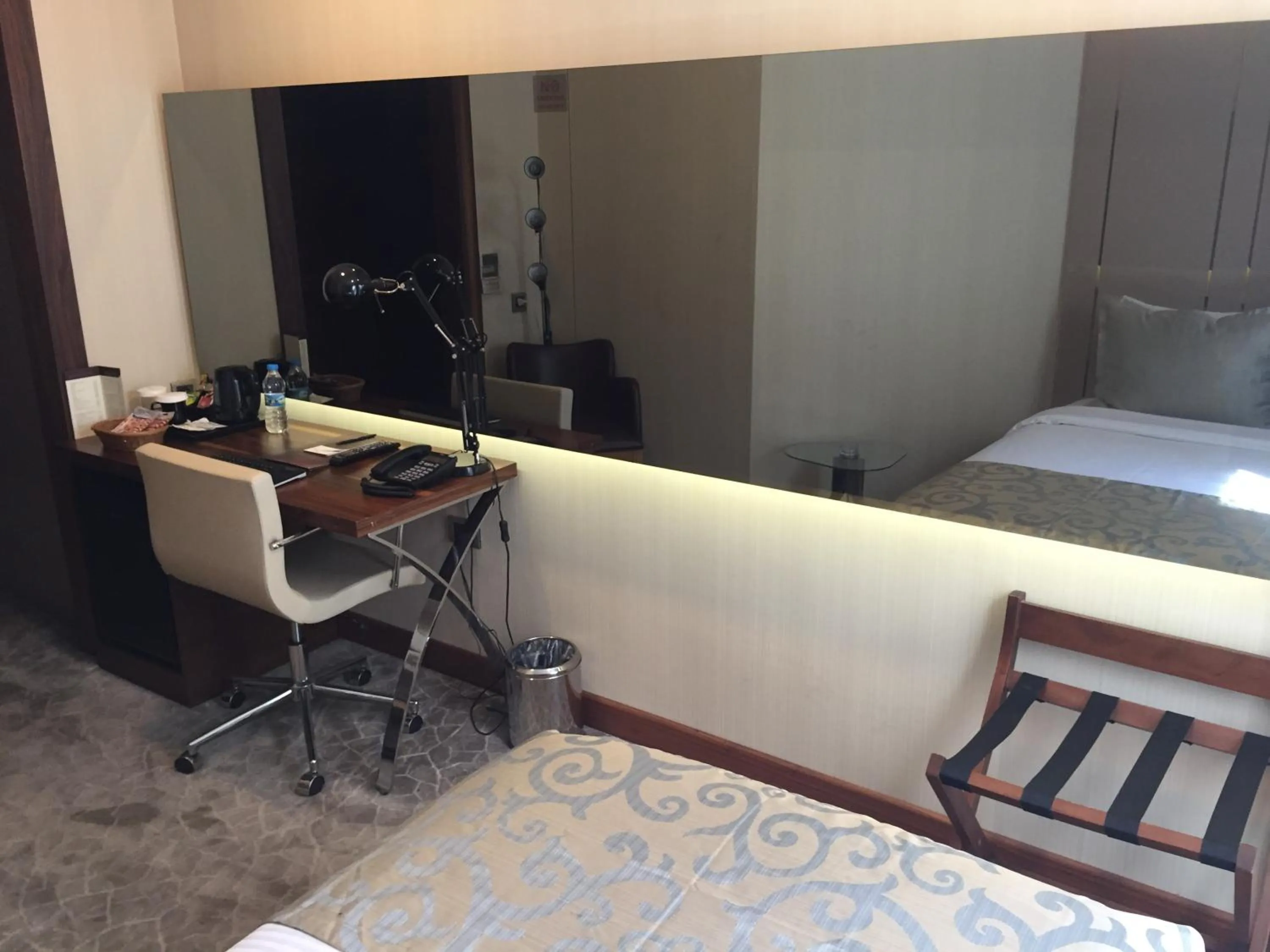 Living room, Bed in Inera Hotel Pendik