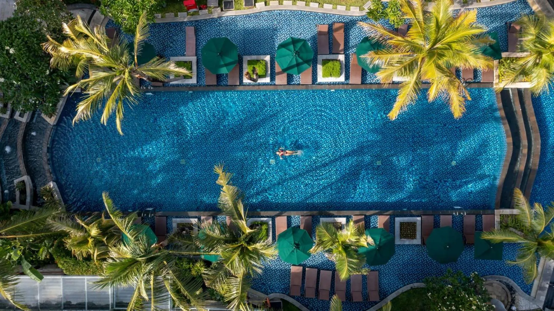 Swimming pool in Sanur Resort Watujimbar