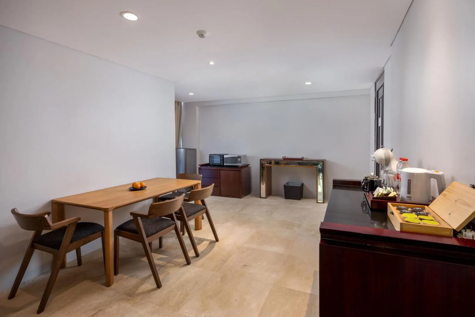 Dining area in Sanur Resort Watujimbar