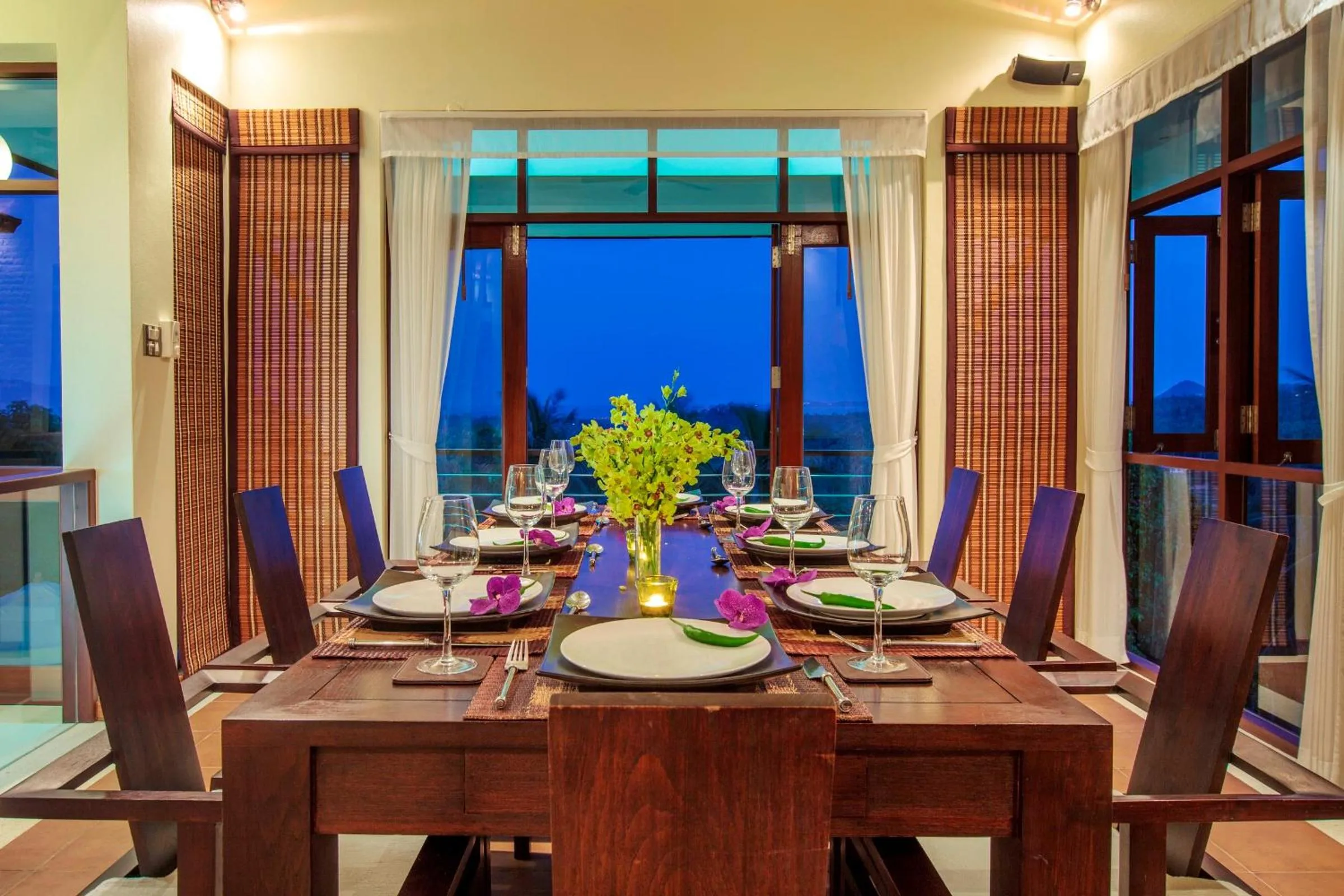 Dining area in Villa Ma Phraaw - Ban Tai Ocean View Villa