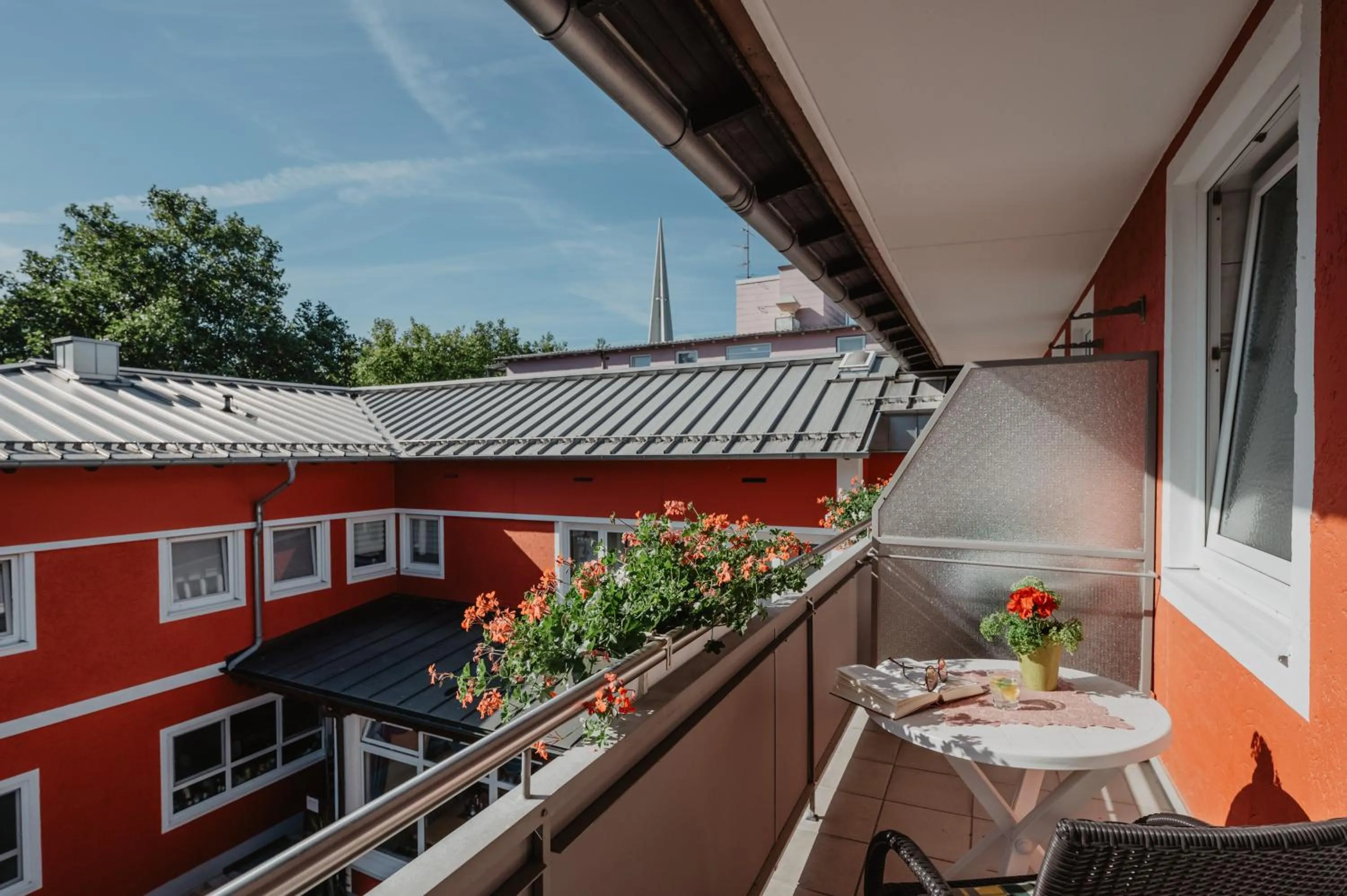 Single Room with Balcony - single occupancy in Haus Hildegard