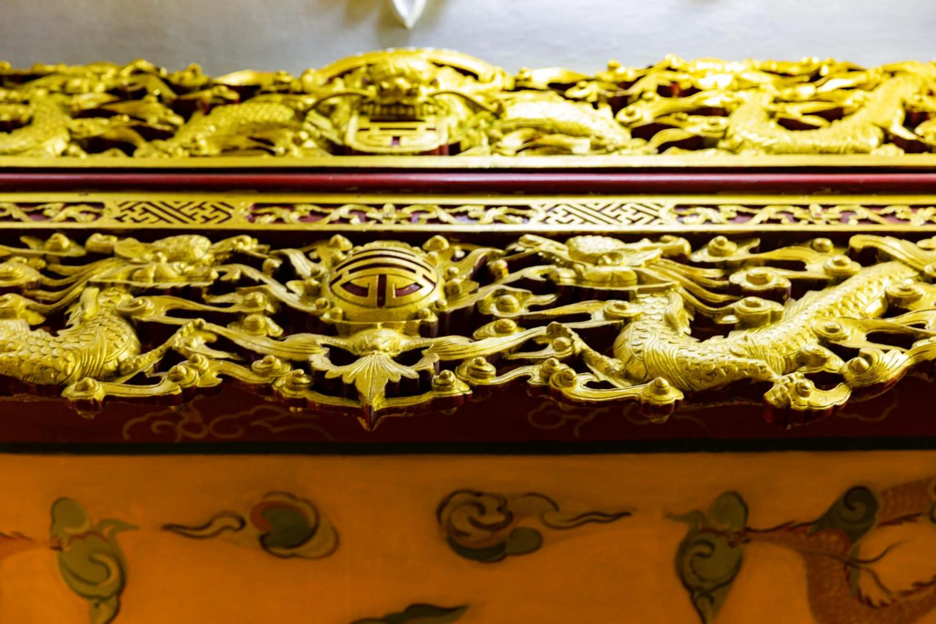 Logo/Certificate/Sign in Thanh Lich Royal Boutique