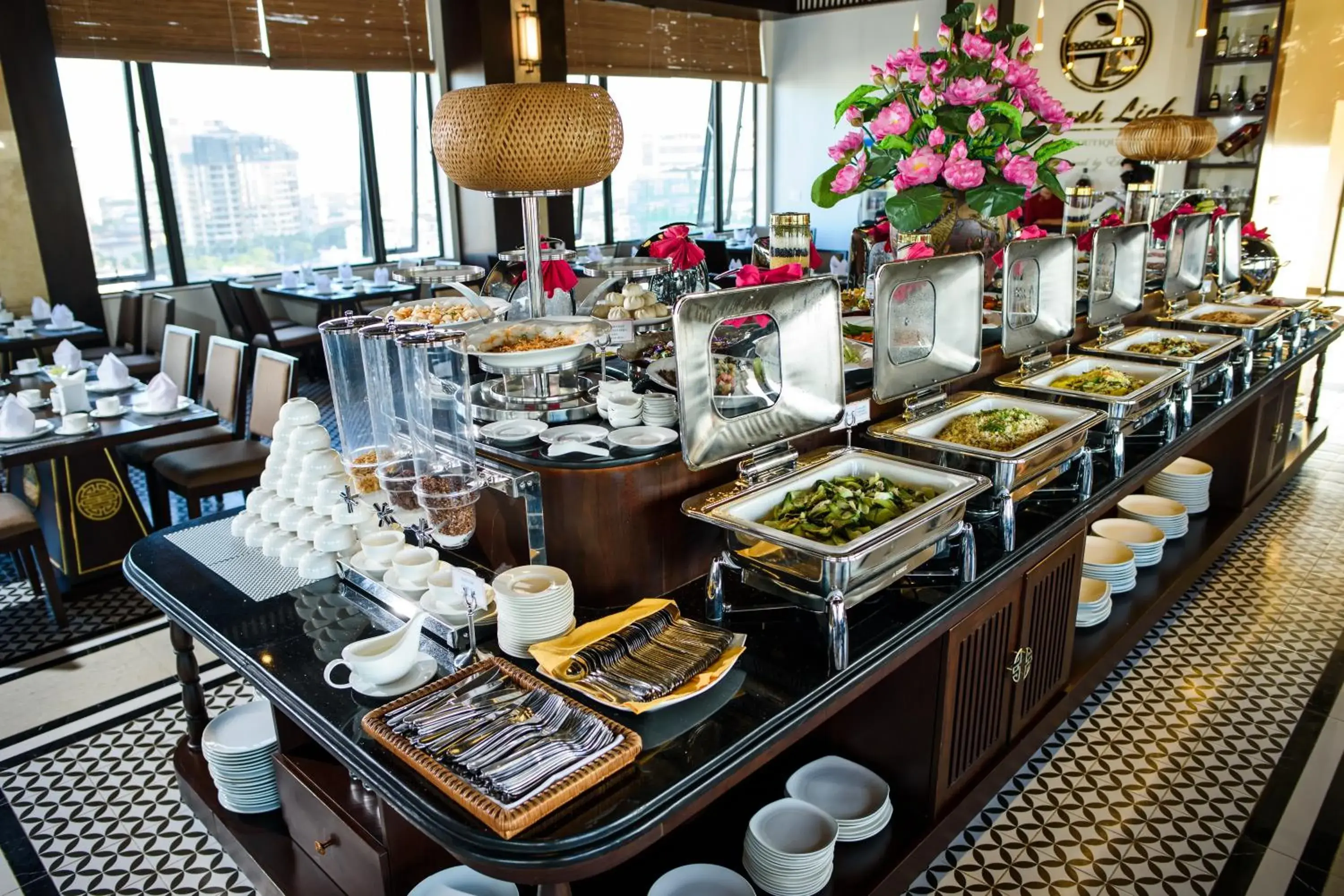 Restaurant/places to eat in Thanh Lich Royal Boutique Restaurant/places to eat in Thanh Lich Royal Boutique