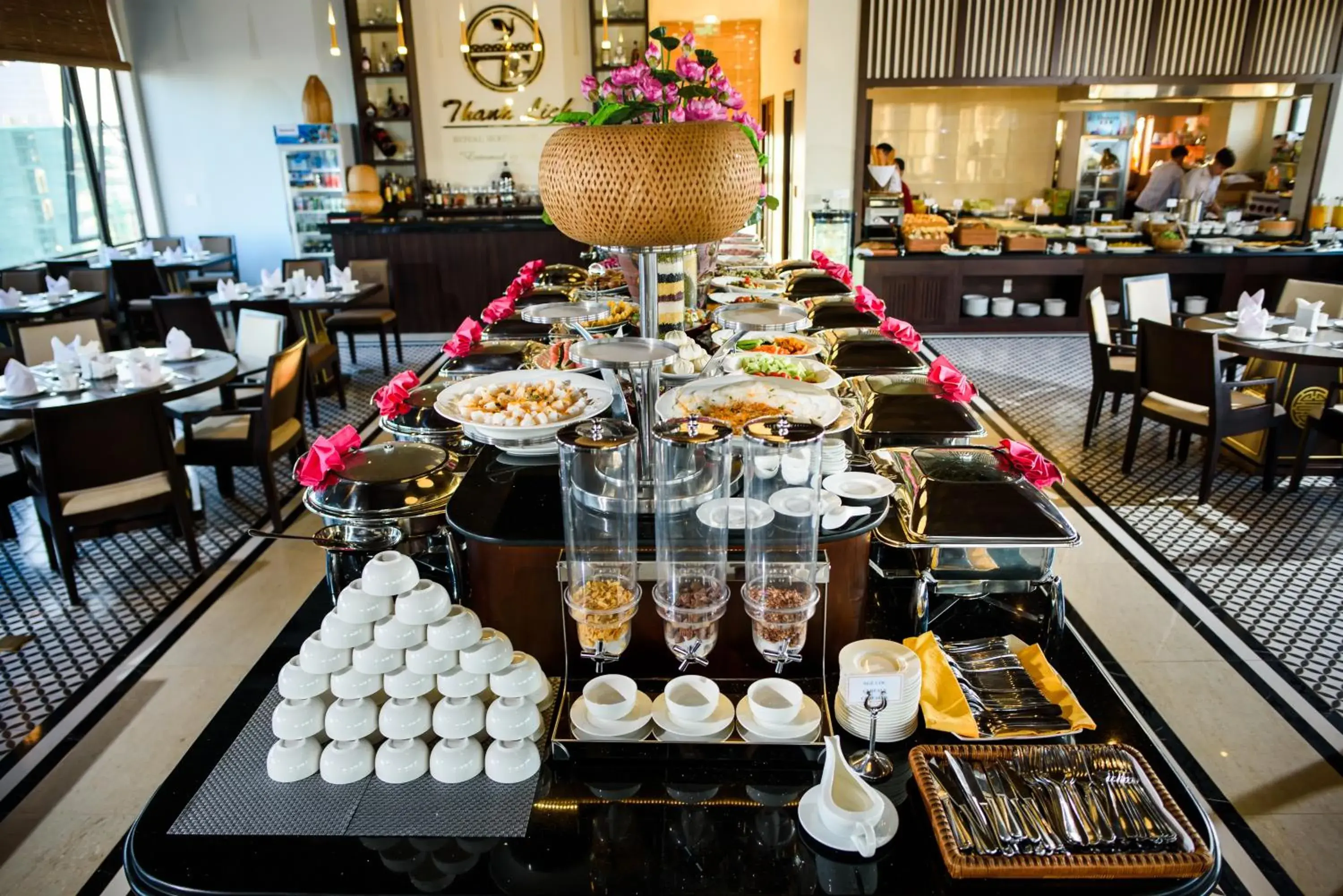 Restaurant/places to eat in Thanh Lich Royal Boutique Restaurant/places to eat in Thanh Lich Royal Boutique