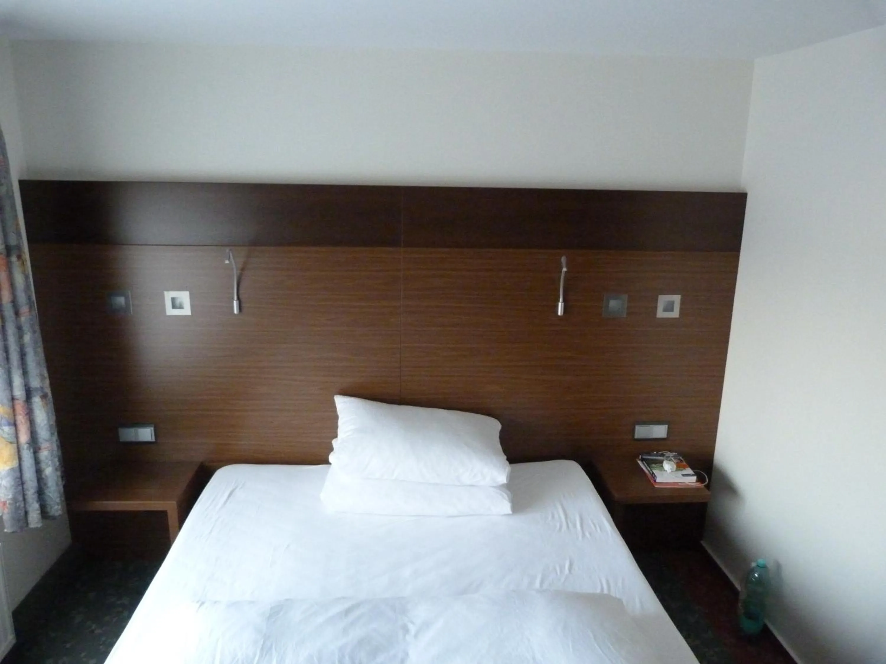 Bed in Hotel Krone