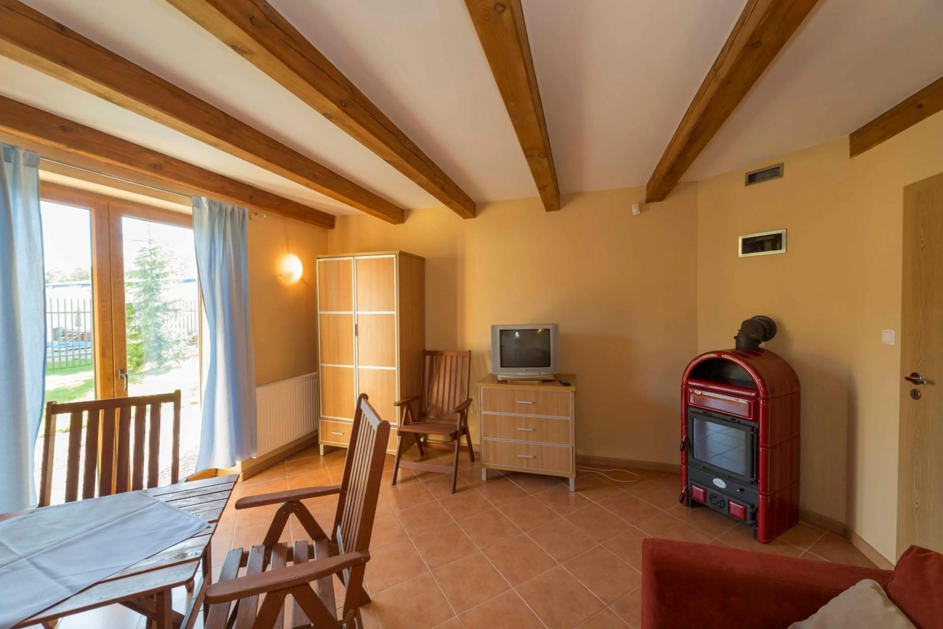 Communal lounge/ TV room in Centrum Wypoczynkowo-Konferencyjne Solaris