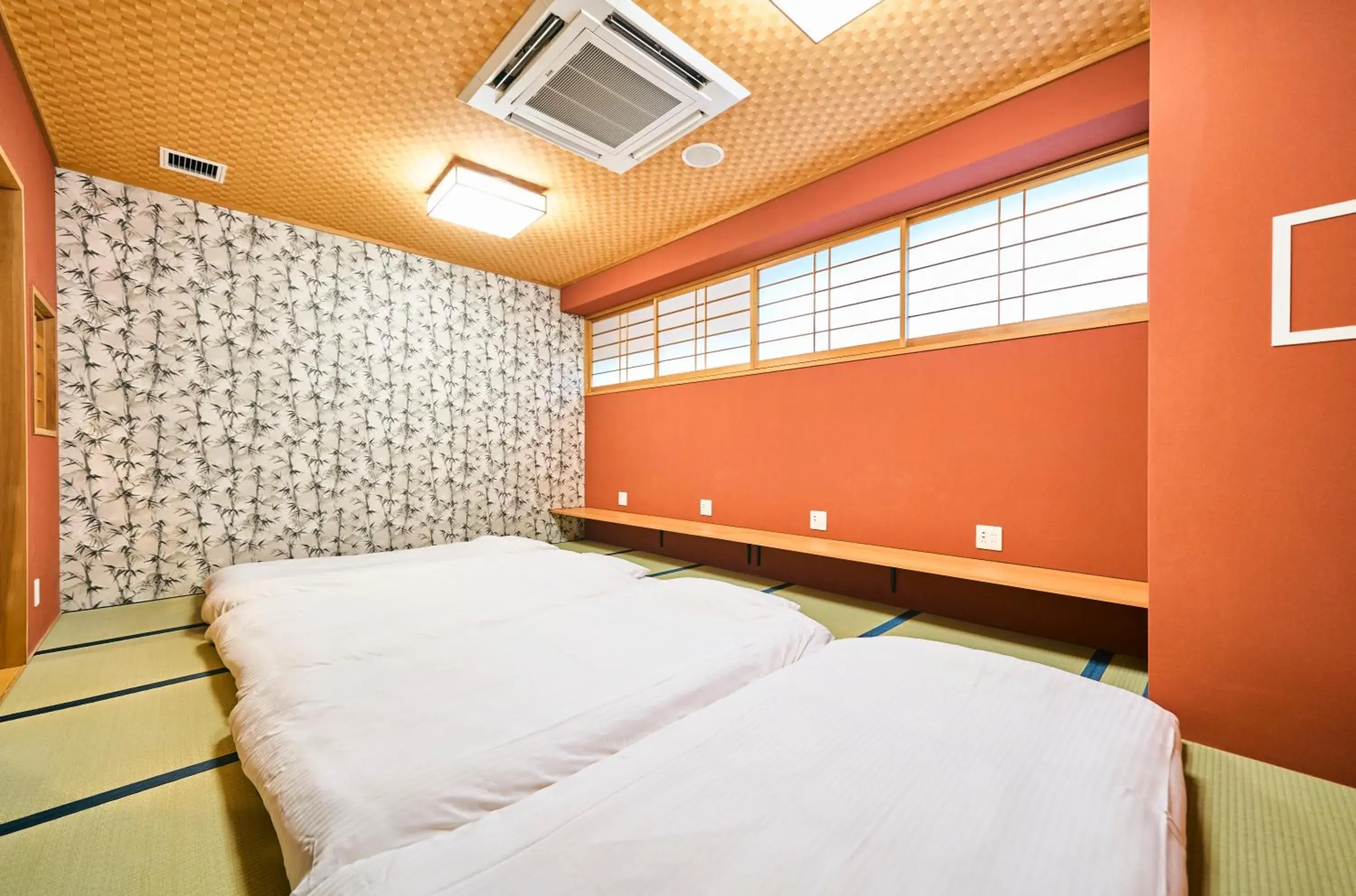 Photo of the whole room, Bed in COGO TENNOJI Photo of the whole room, Bed in COGO TENNOJI