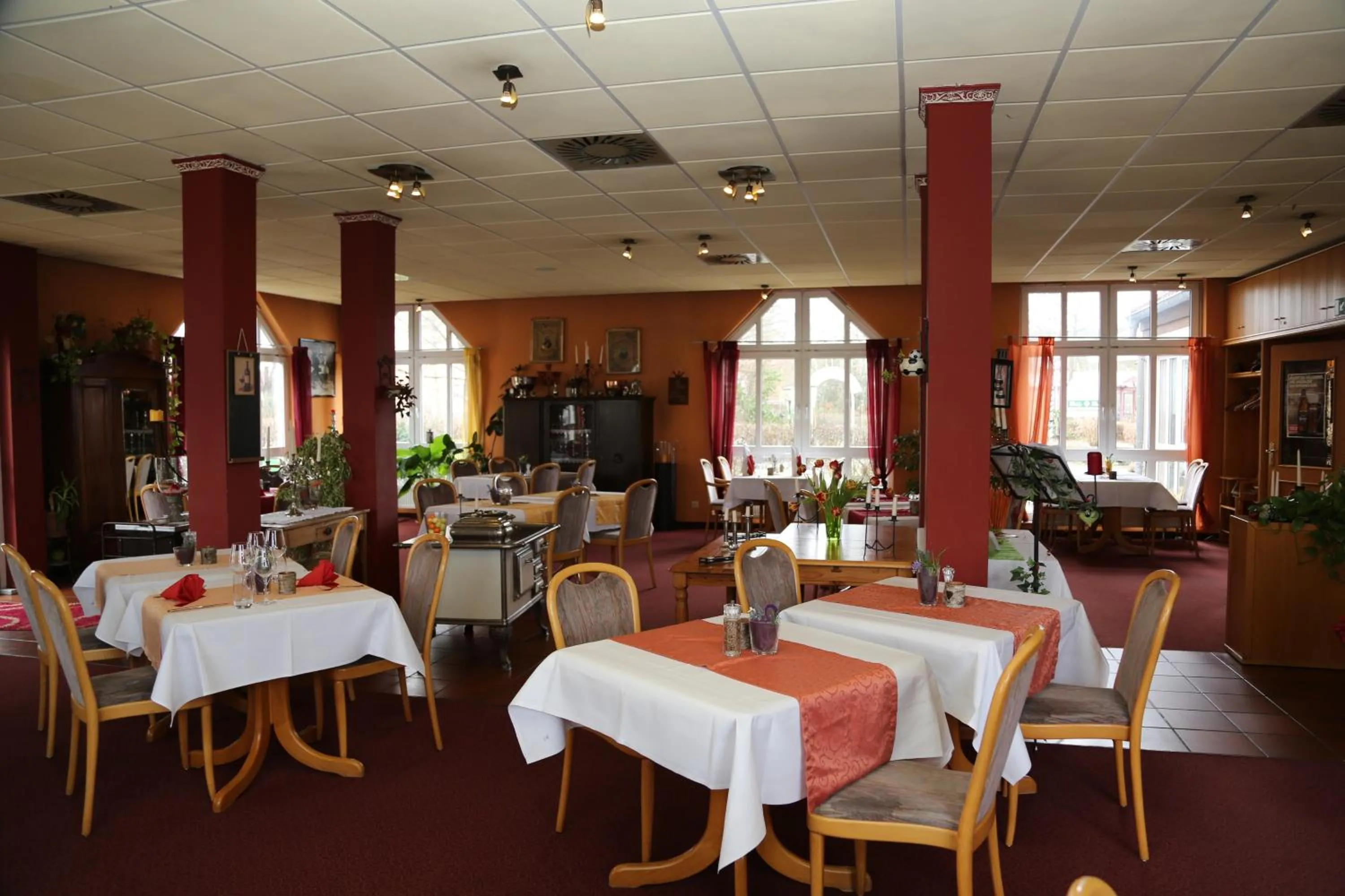Restaurant/places to eat in Hotel Taunus Residence