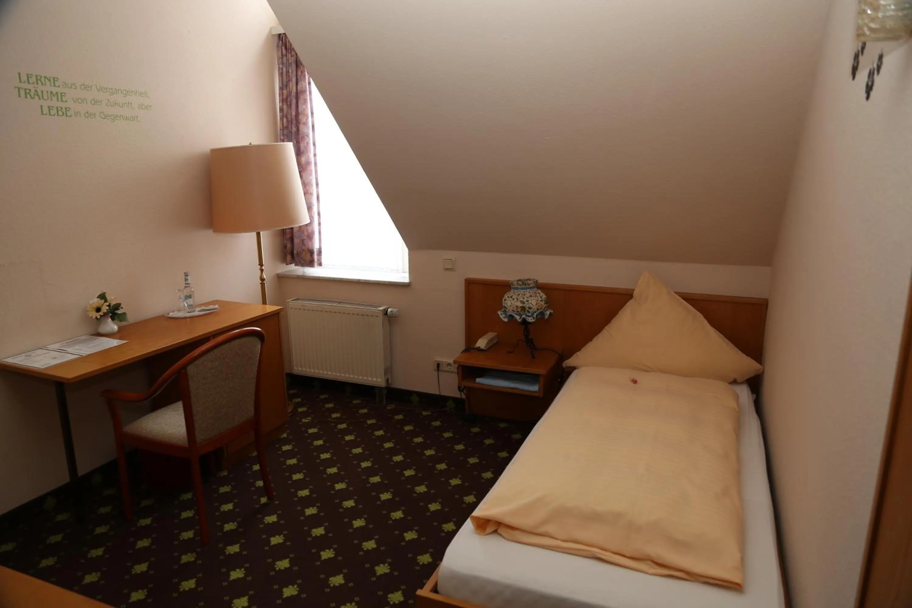 Photo of the whole room, Bed in Hotel Taunus Residence