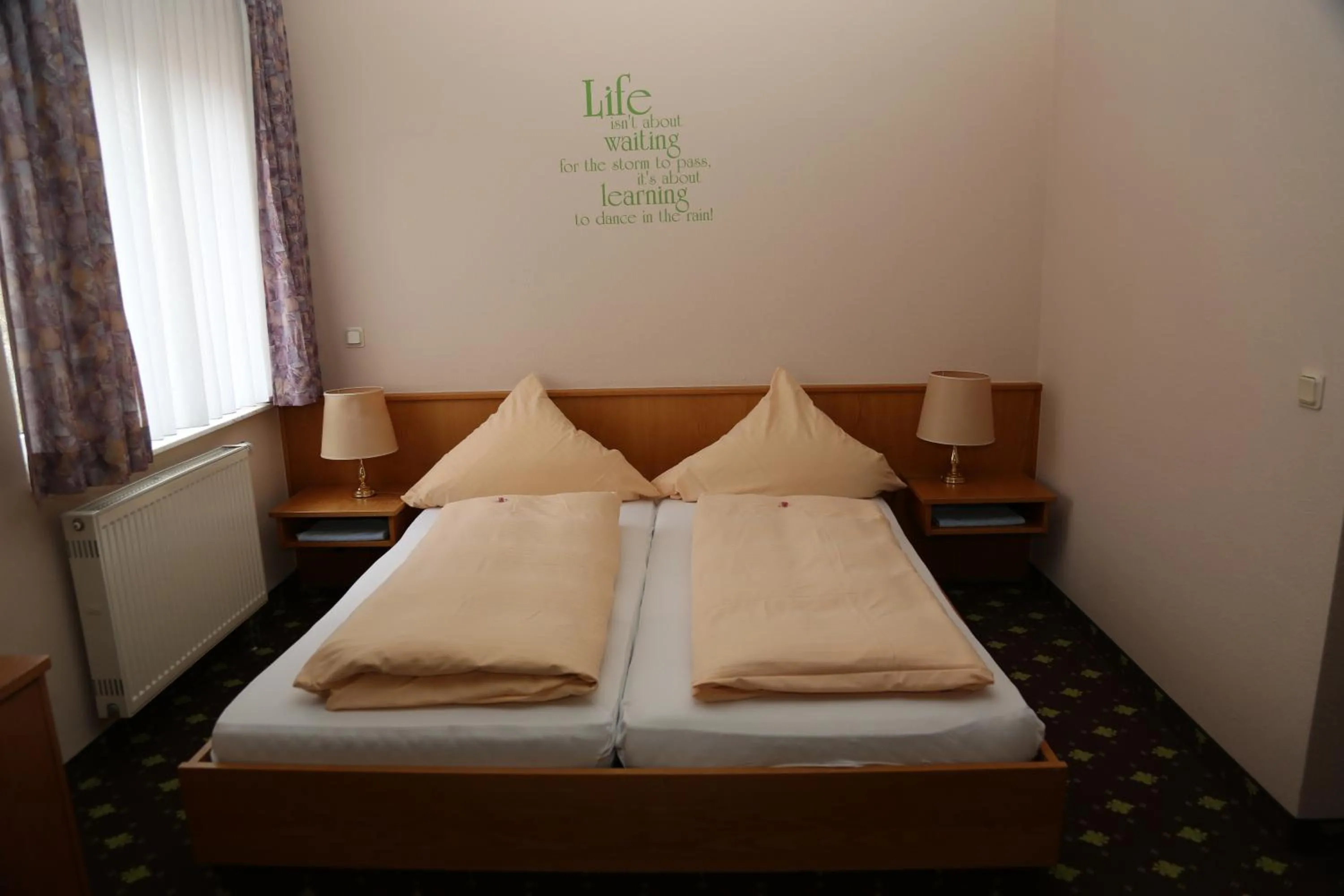 Photo of the whole room, Bed in Hotel Taunus Residence