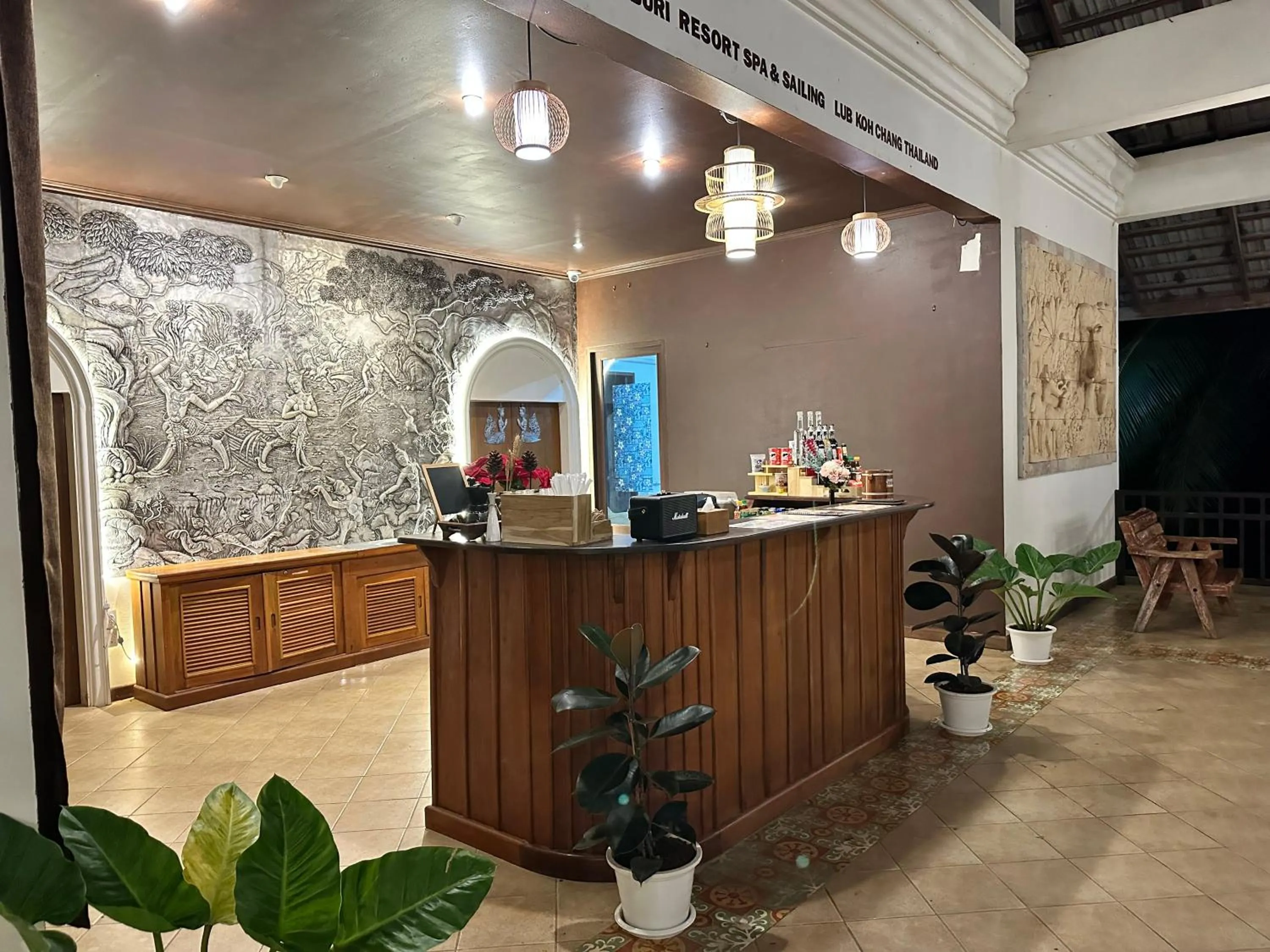 Restaurant/places to eat in Kooncharaburi Resort - Koh Chang